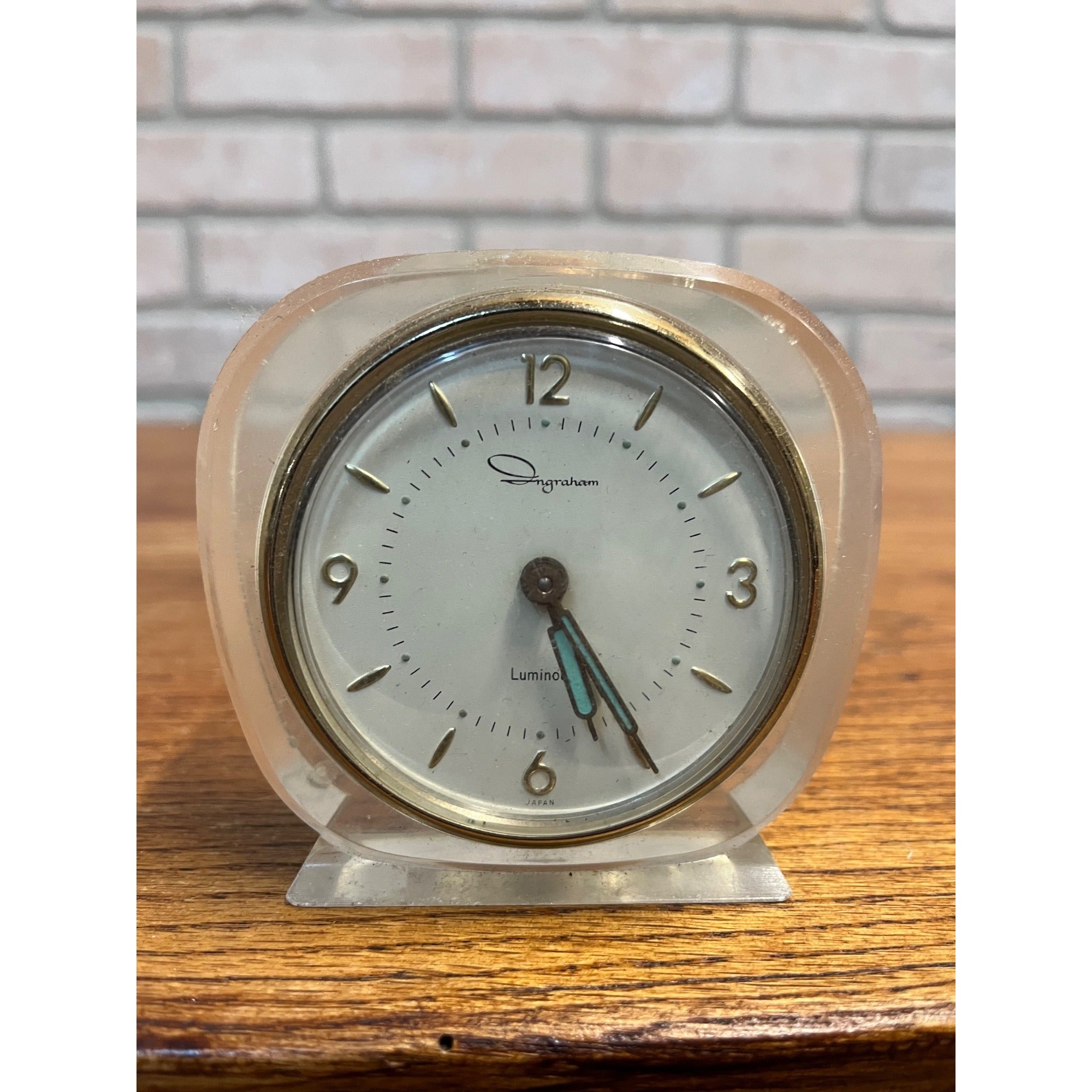 Vintage Ingraham Luminous Windup Alarm Clock w/ UV Glow Uranium Hands