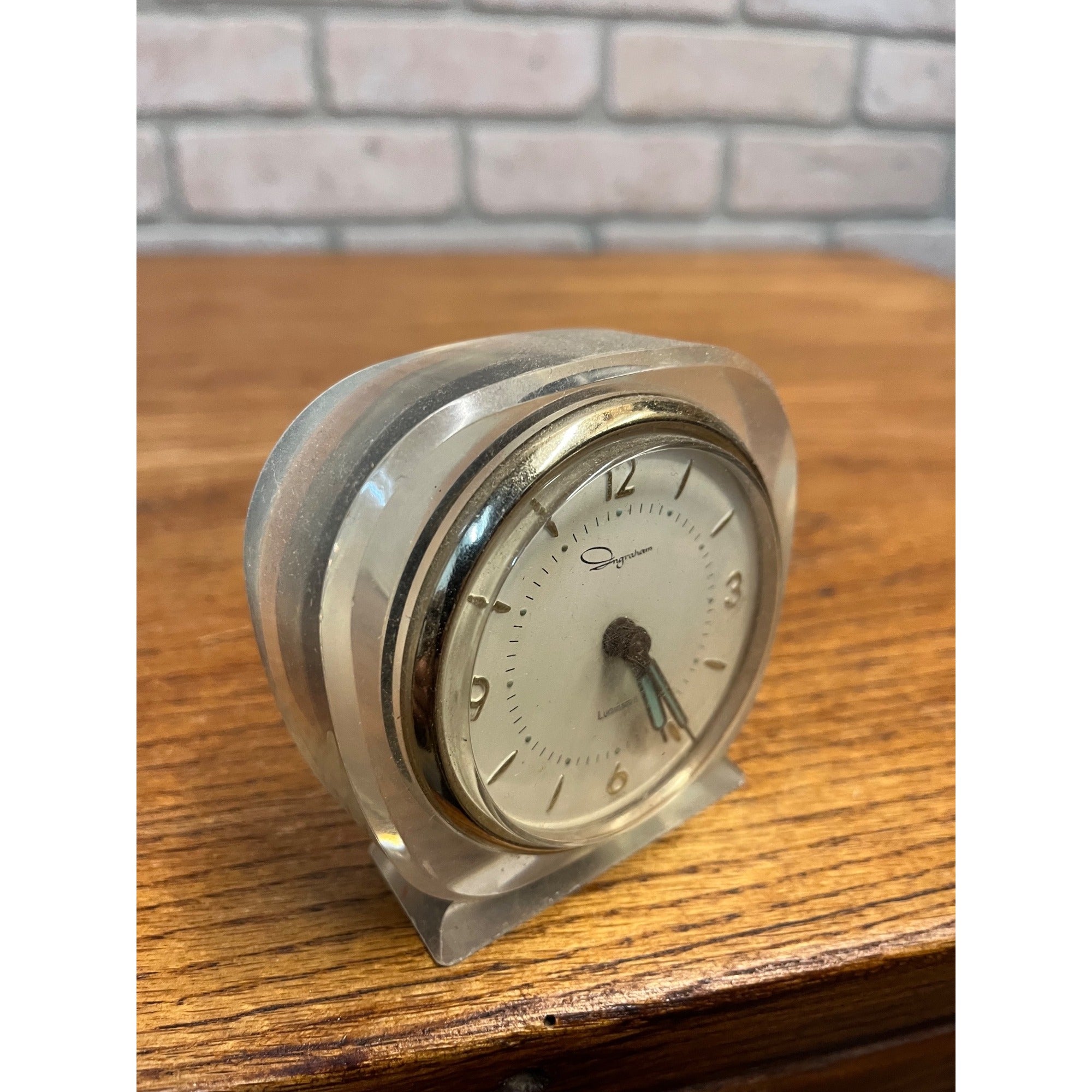 Vintage Ingraham Luminous Windup Alarm Clock w/ UV Glow Uranium Hands