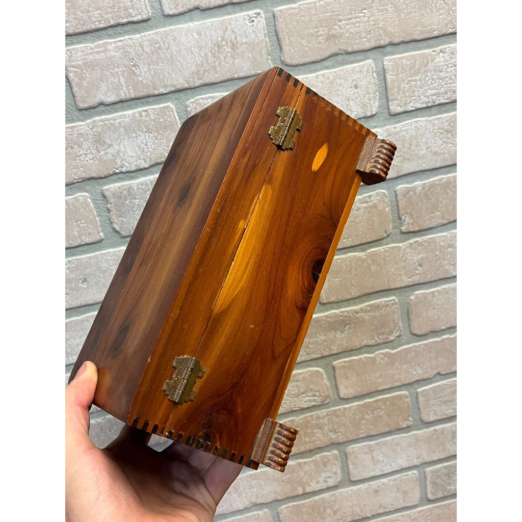 Vintage Cedar Small Wooden Dresser Trinket Jewelry Storage Box Chest 1950s Mid Century
