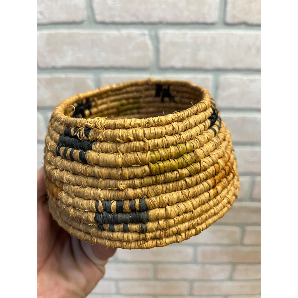 Vintage Handmade African Raffia Coil Basket Tribal Woven Small Bowl 5.25"
