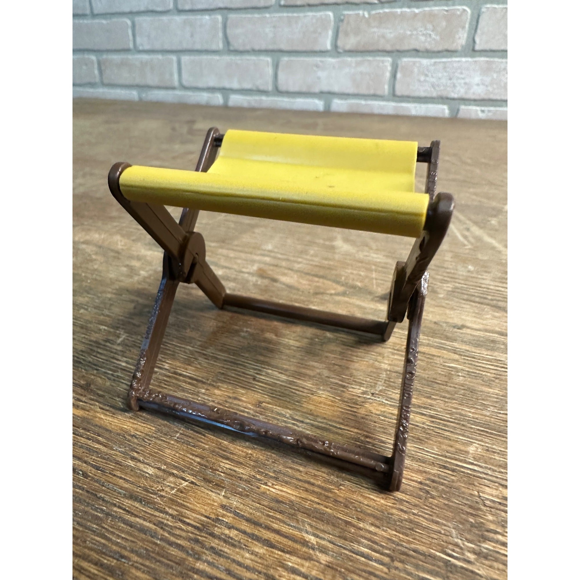 Vintage Big Jim or GI Joe Folding Camping Chair (Mattel 1971)