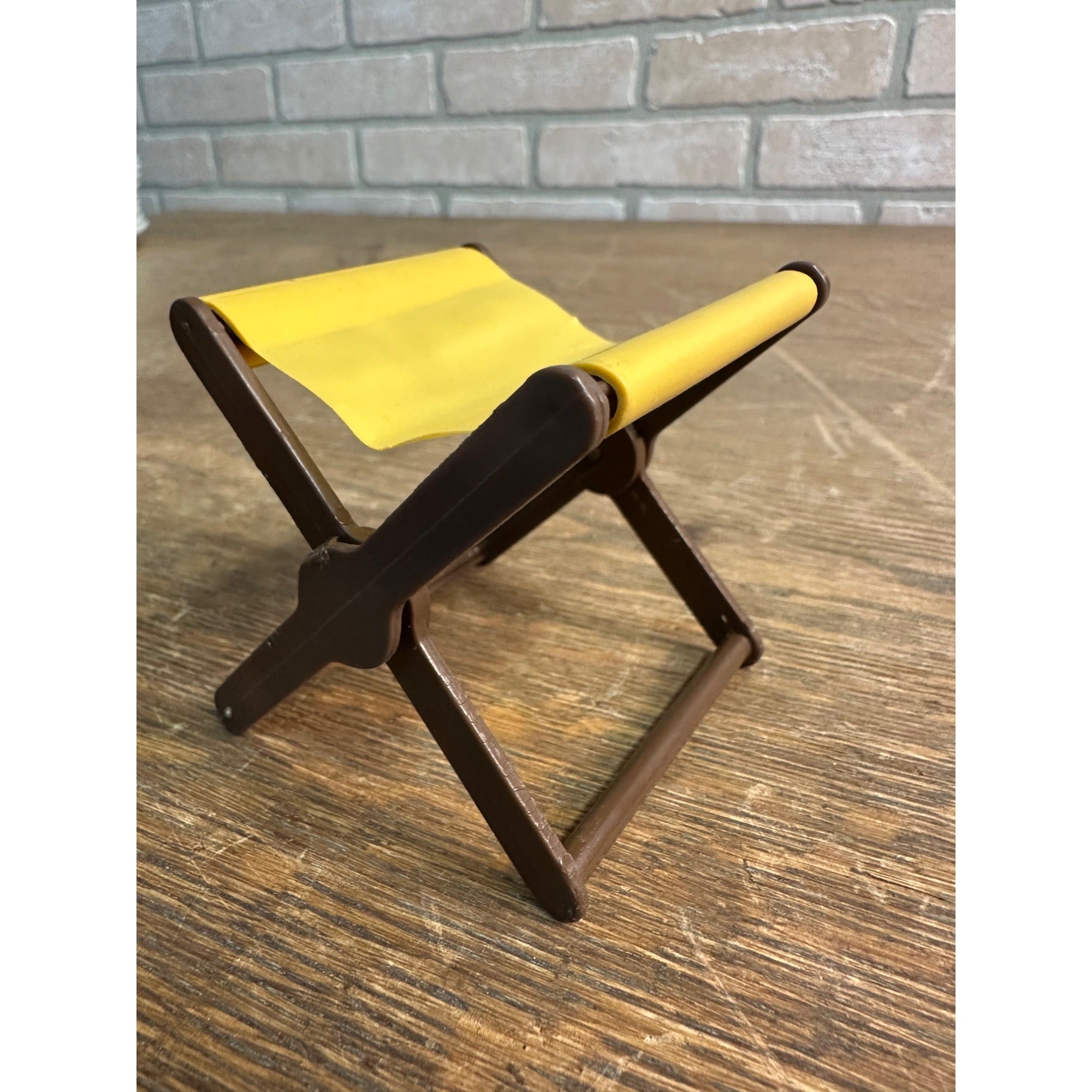Vintage Big Jim or GI Joe Folding Camping Chair (Mattel 1971)