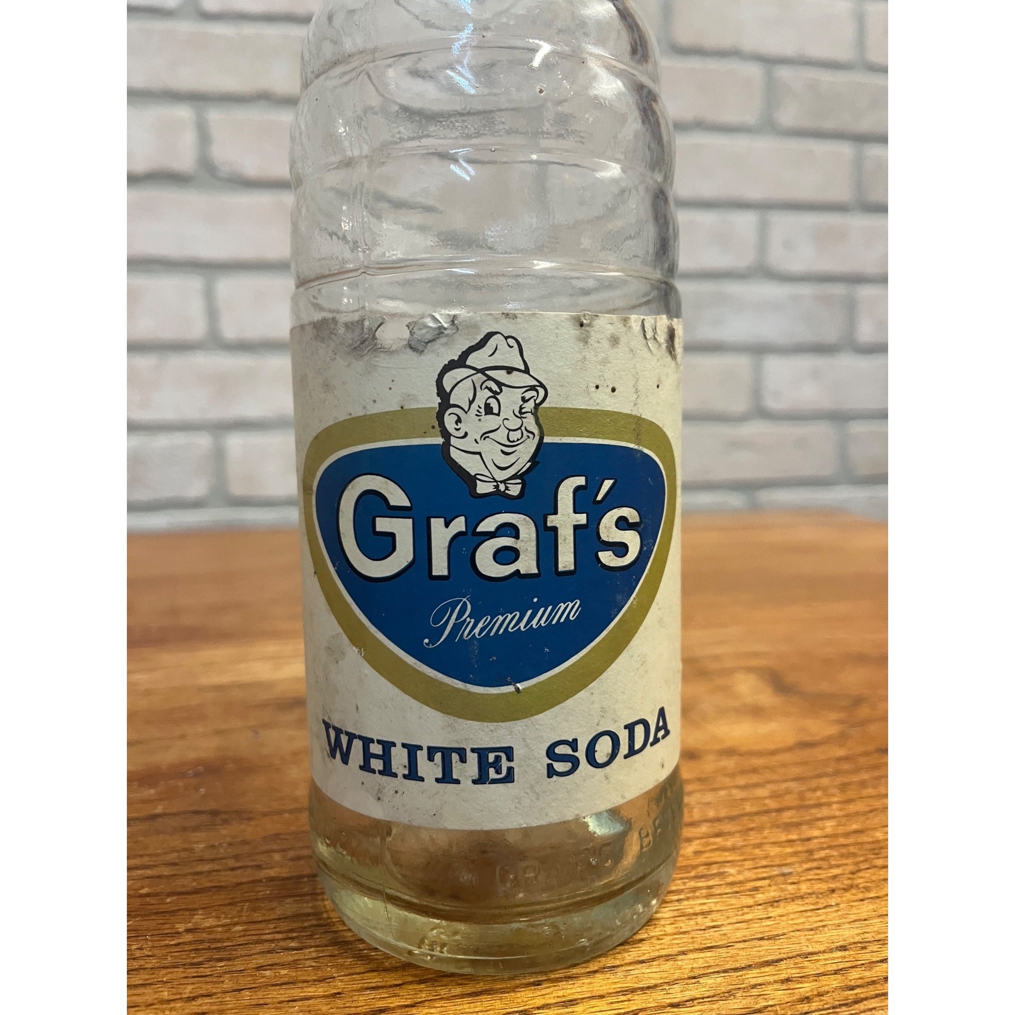 Vintage One Pint 12 Fluid Ounces Graf's Glass Premium White Soda Bottle Graf's Beverages Inc. Milwaukee, WI Paper Label
