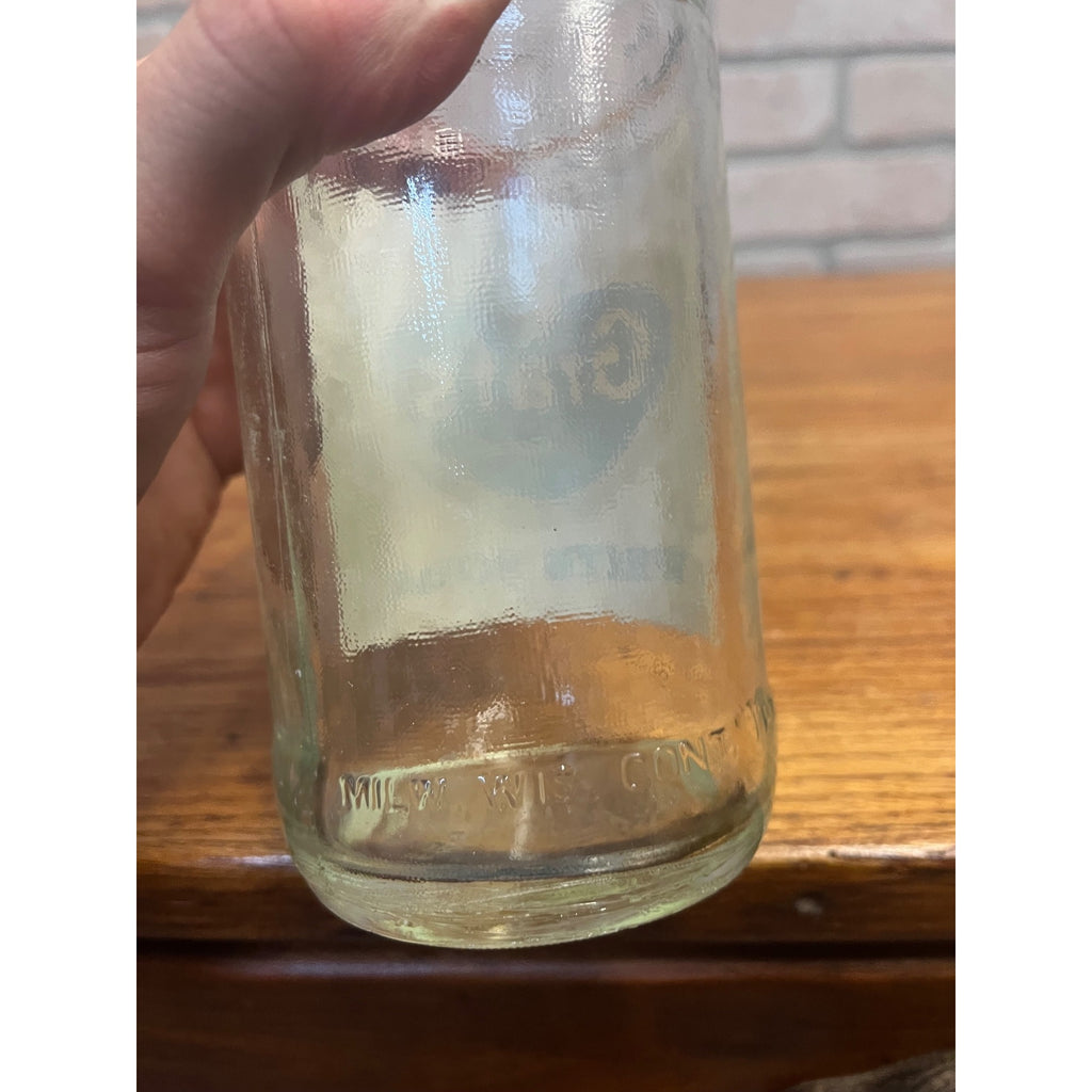 Vintage One Pint 12 Fluid Ounces Graf's Glass Premium White Soda Bottle Graf's Beverages Inc. Milwaukee, WI Paper Label