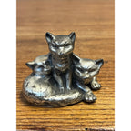 Vintage Jennings Bros. Cast Bronze 3 Fox Cubs Small Figurine Paperweight As-Is