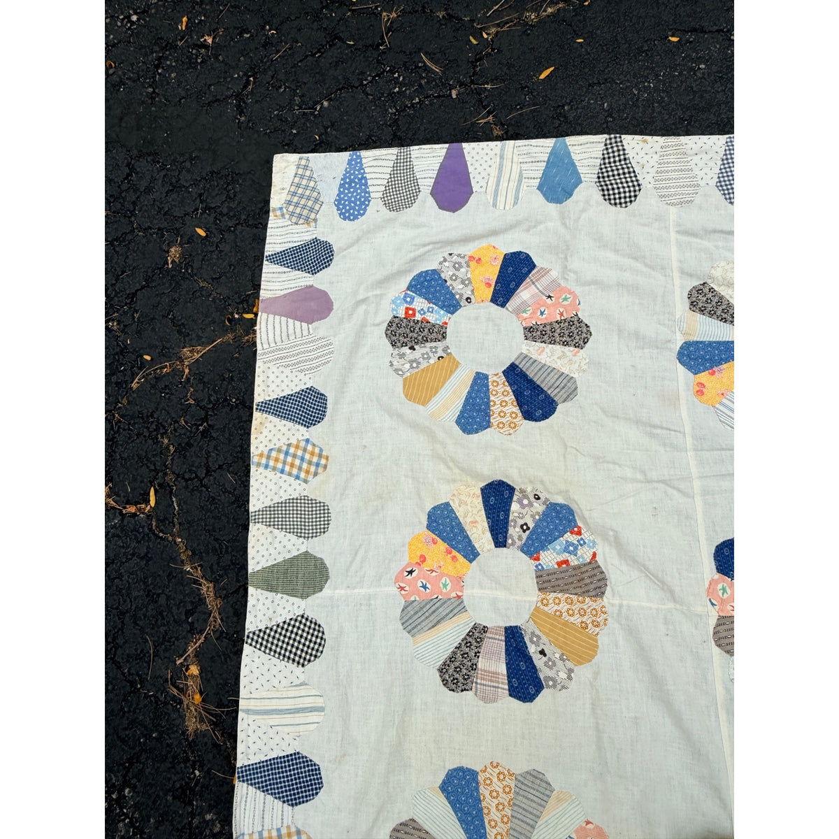 Vintage Dresden Plate Applique Patchwork Bed Topper Blanket 82x77 Handmade