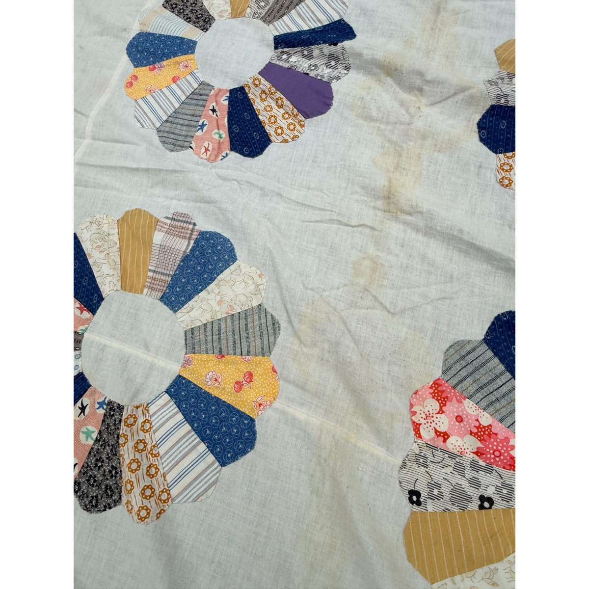 Vintage Dresden Plate Applique Patchwork Bed Topper Blanket 82x77 Handmade