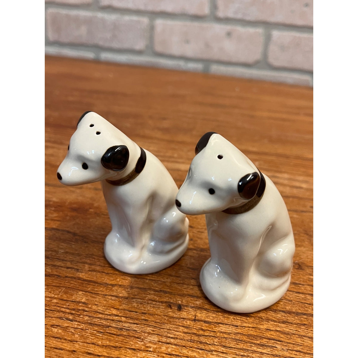 Vintage RCA Nipper Dog Mascot Ceramic Salt & Pepper Shaker Set "His Master's Voice" Campaign Circa 1955