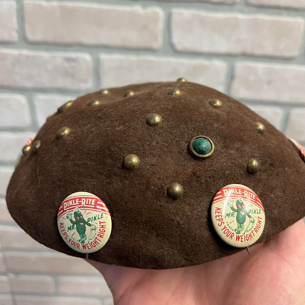 Vintage 1940s Pikle-Rite Weight Loss Advertising Pinback Button Felt Beanie Hat