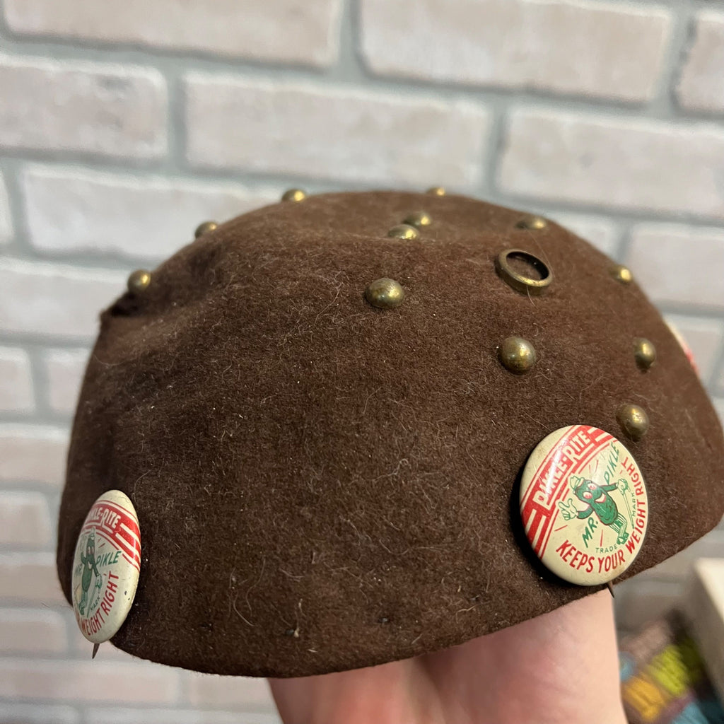 Vintage 1940s Pikle-Rite Weight Loss Advertising Pinback Button Felt Beanie Hat