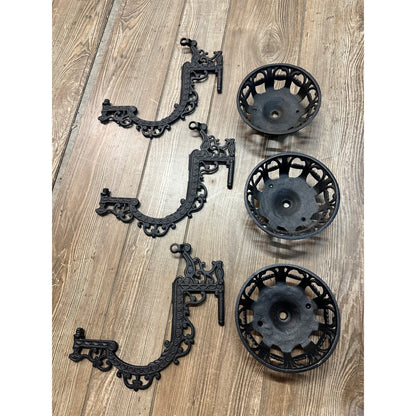 ANTIQUE CAST IRON OIL LAMP WALL MOUNT SWING ARM HOLDER LOT (5)