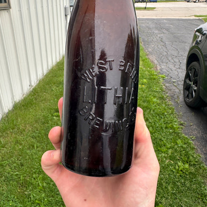 VINTAGE WEST BEND LITHIA CO EMBOSSED BEER BOTTLE WEST BEND WI Blob