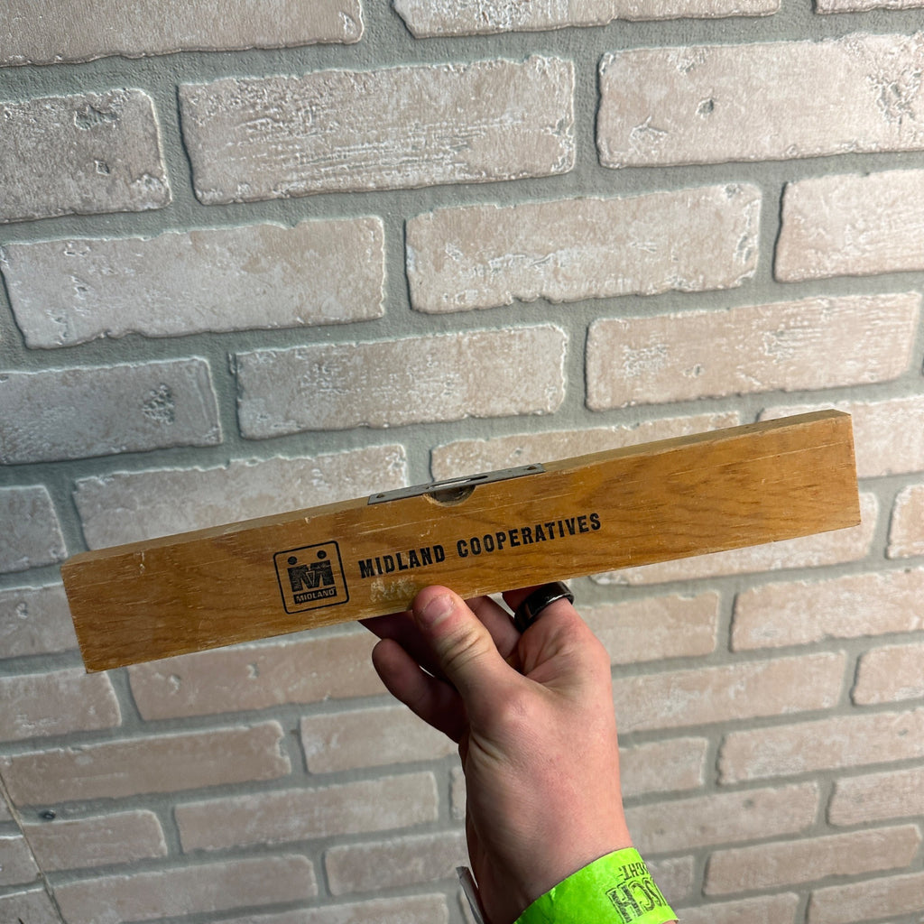 Vintage Midland Cooperatives Farm Ag Advertising Wooden Level Carpenters Tool
