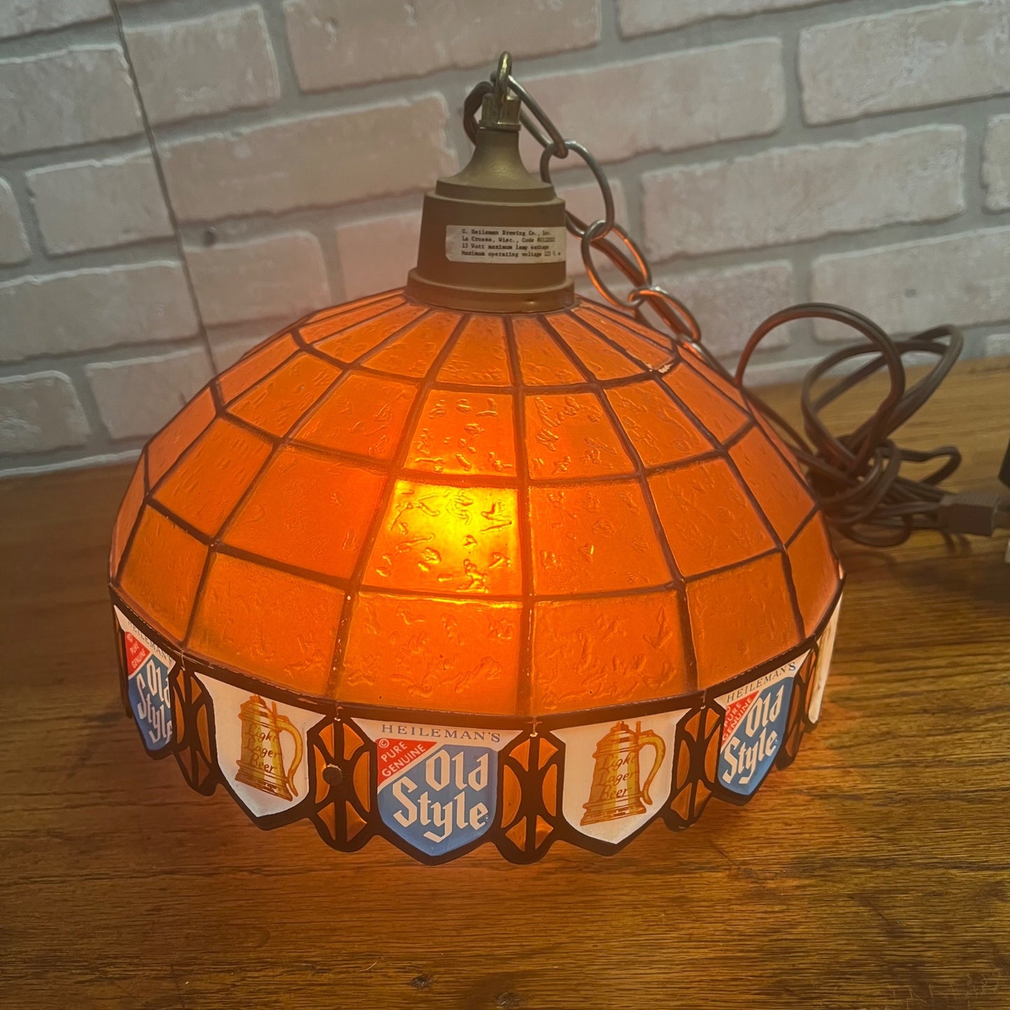 Vintage Heileman Old Style Beer Hanging Tiffany Style Swag Lamp Light 10"