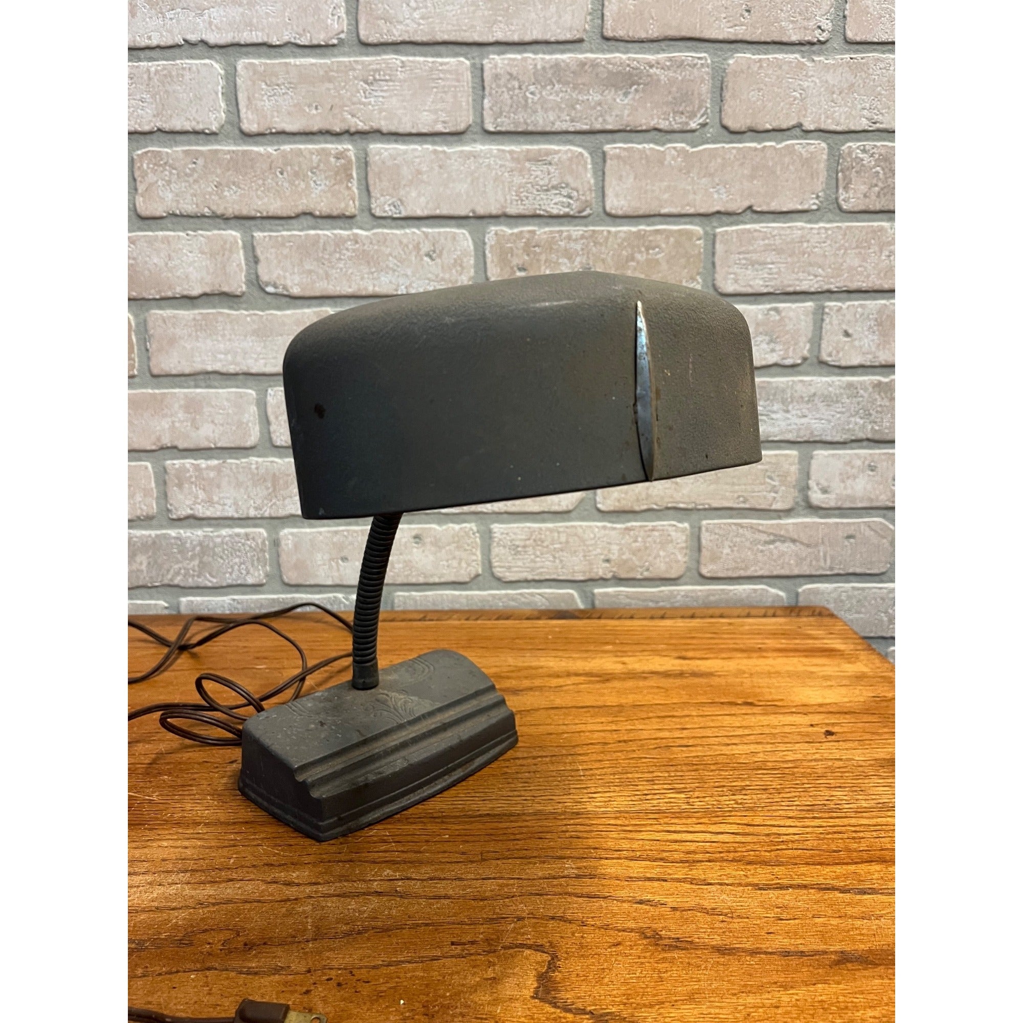 Vintage 1940s Art Deco Cast Iron Gooseneck Desk Lamp w/Pen Holder Industrial