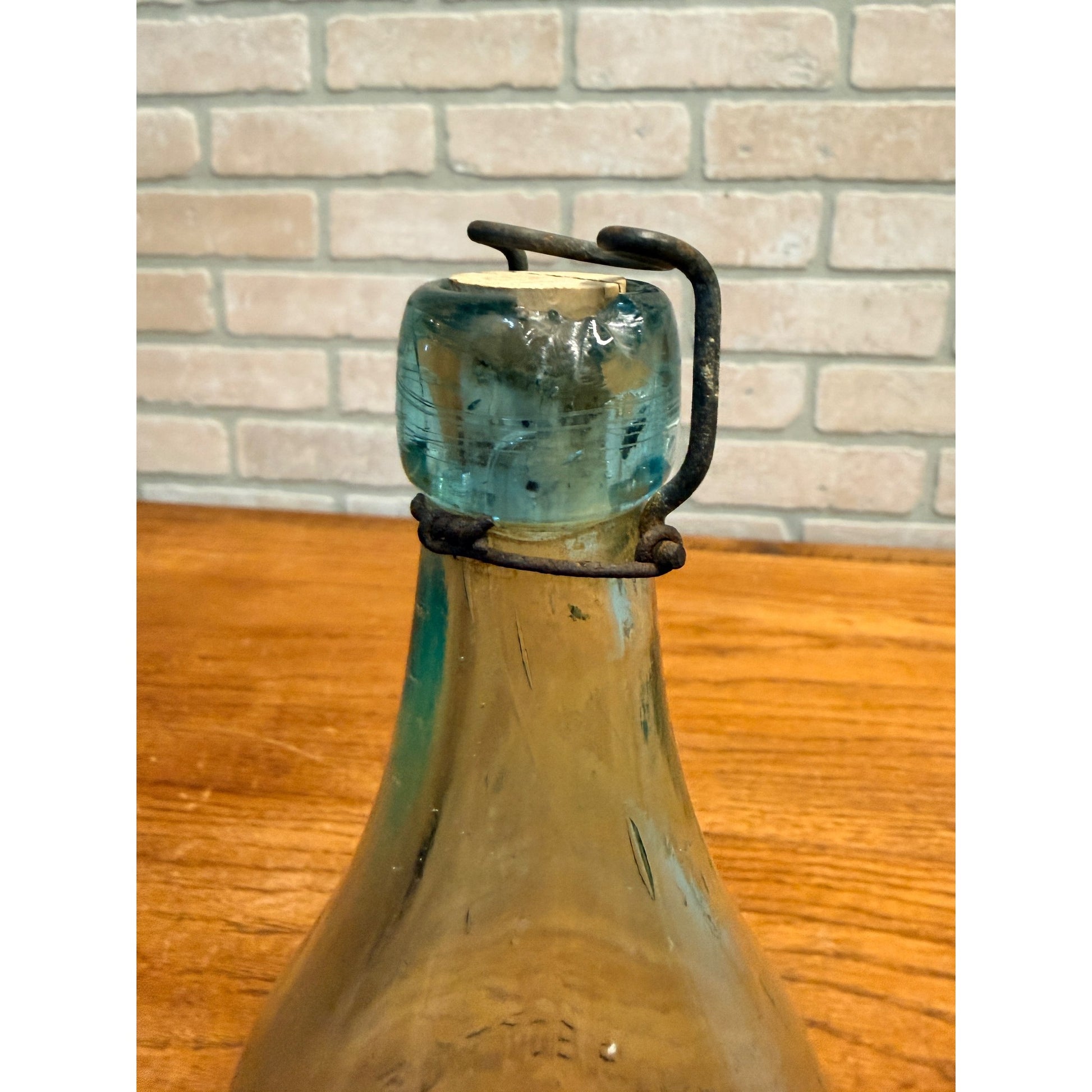 Early John Graf Quart Milwaukee Wis Blob Bottle Octagon Base Blue Hue Soda