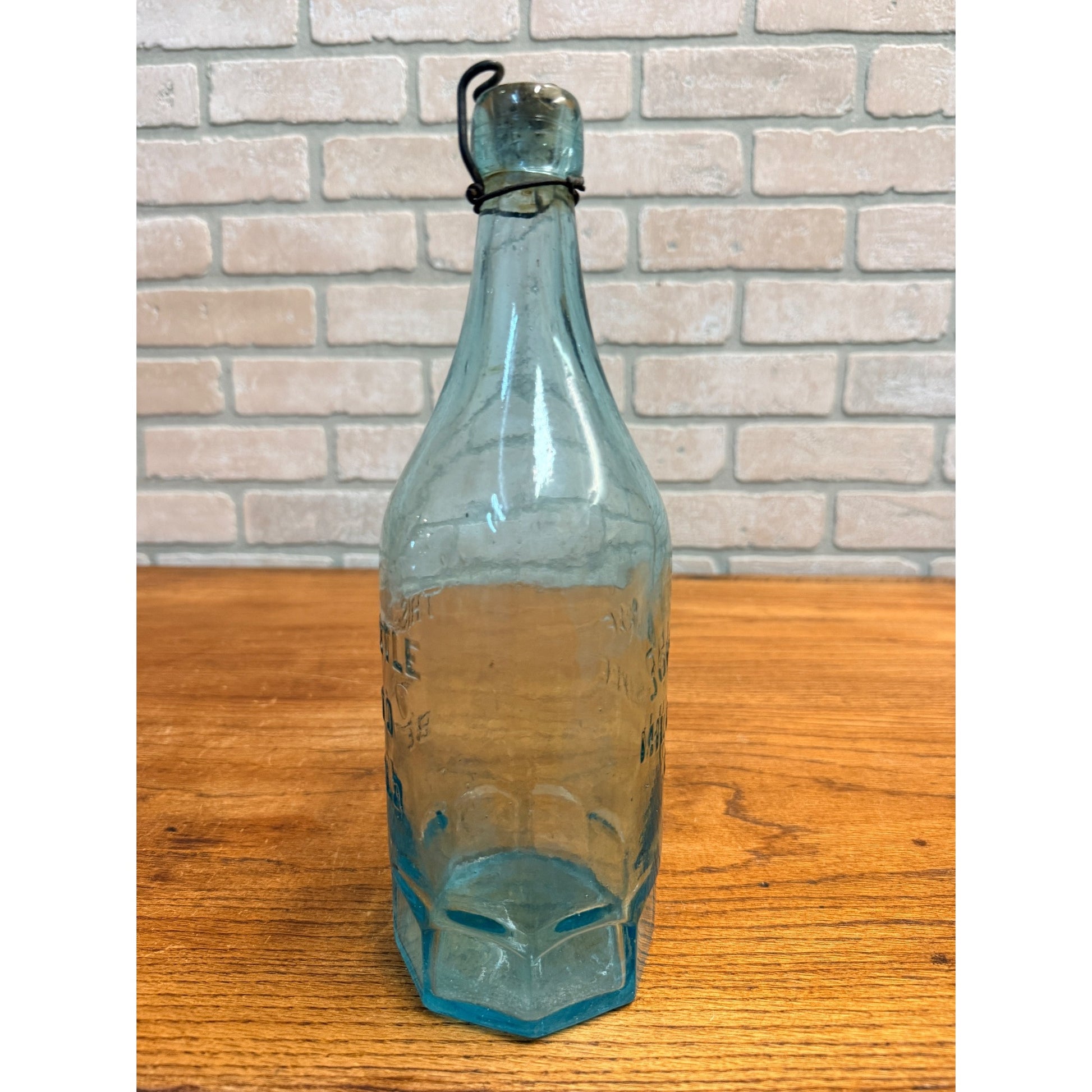 Early John Graf Quart Milwaukee Wis Blob Bottle Octagon Base Blue Hue Soda