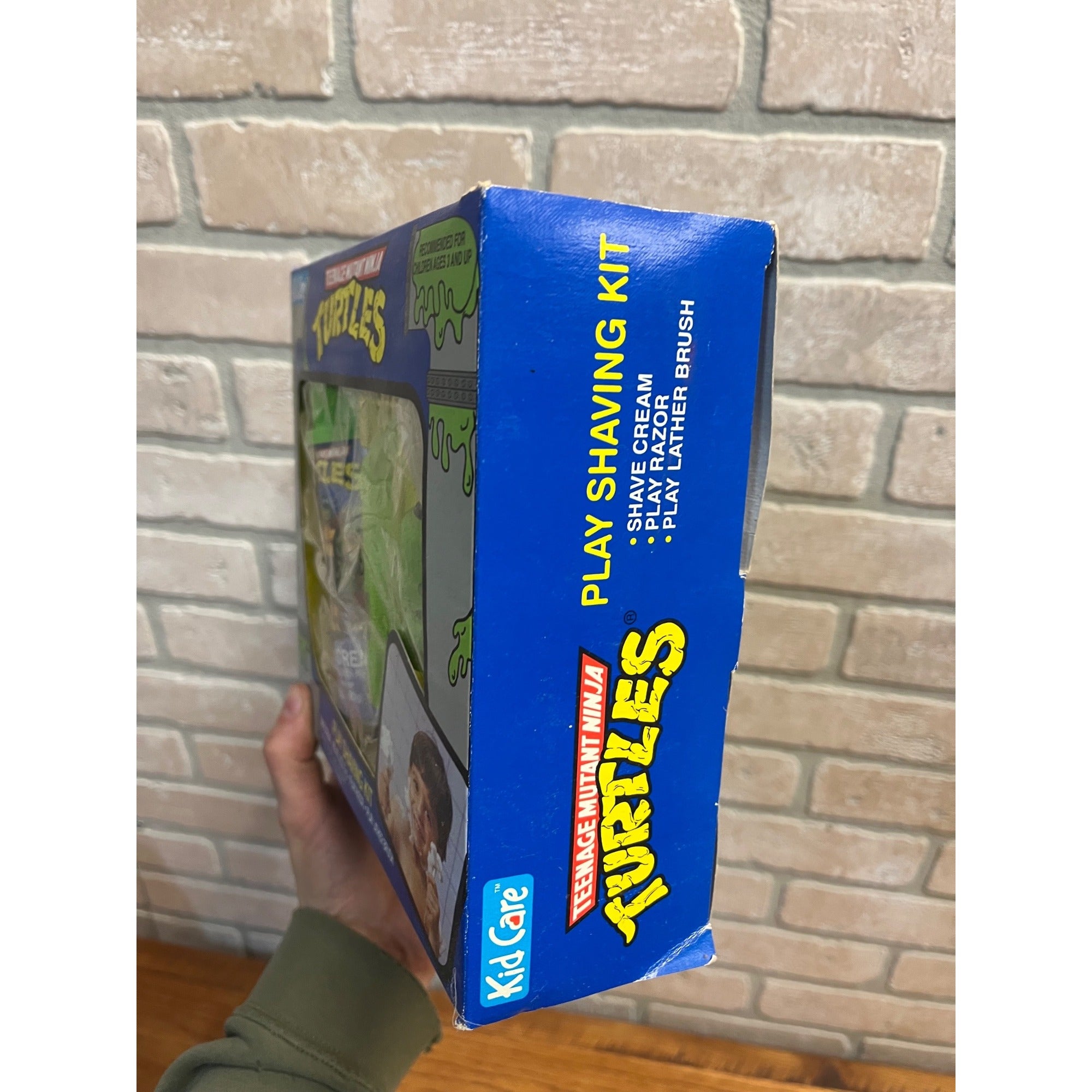 Vintage TMNT Teenage Mutant Ninja Turtles ~ Play Shaving Kit ~ Kid Care 1992