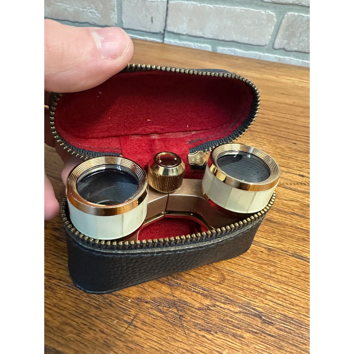 Vintage Bushnell 3X Mother Of Pearl Gold Coated Theater Opera Glasses Binoculars