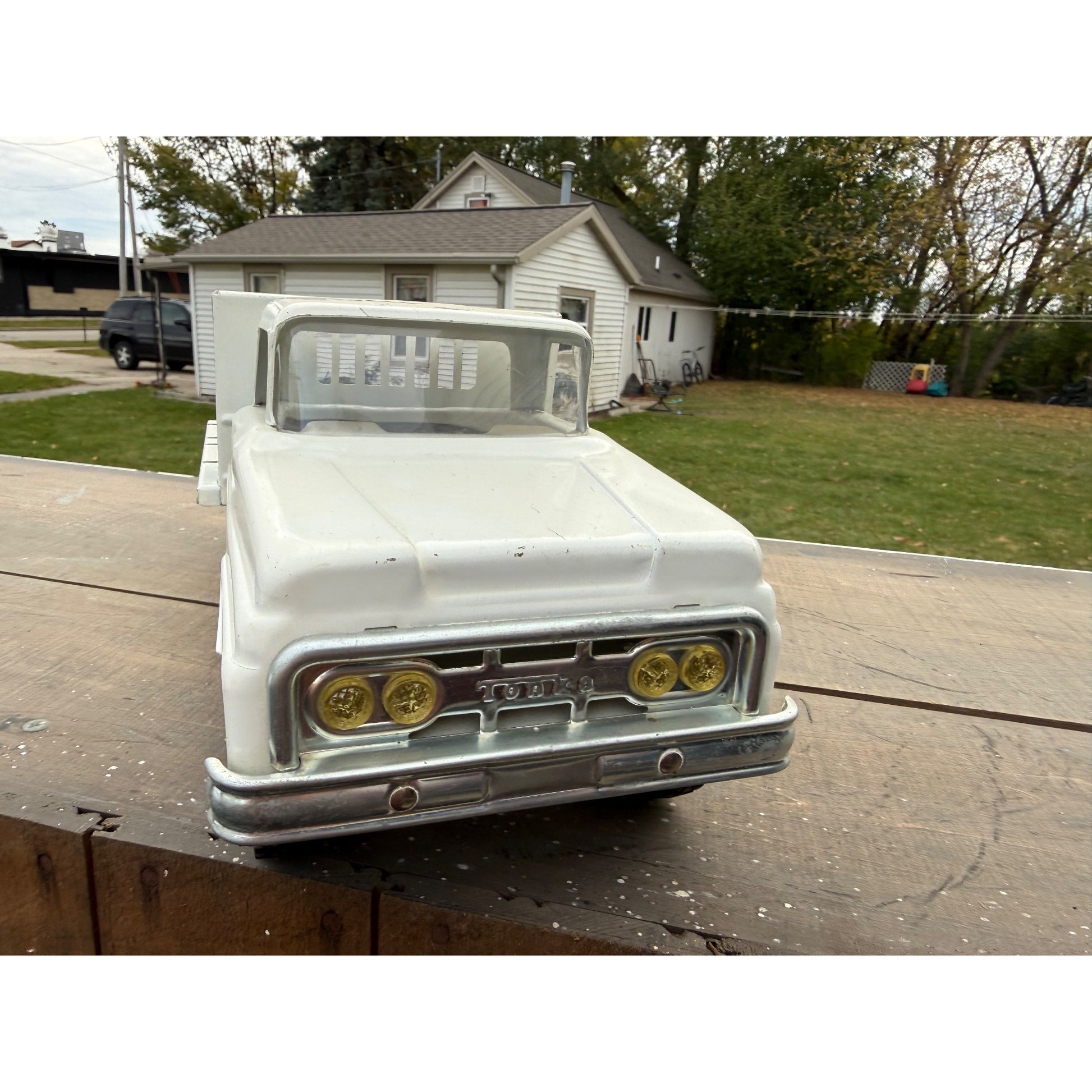 Vintage  Tonka White Farm Truck Stake Bed 14" Pressed Steel Toy