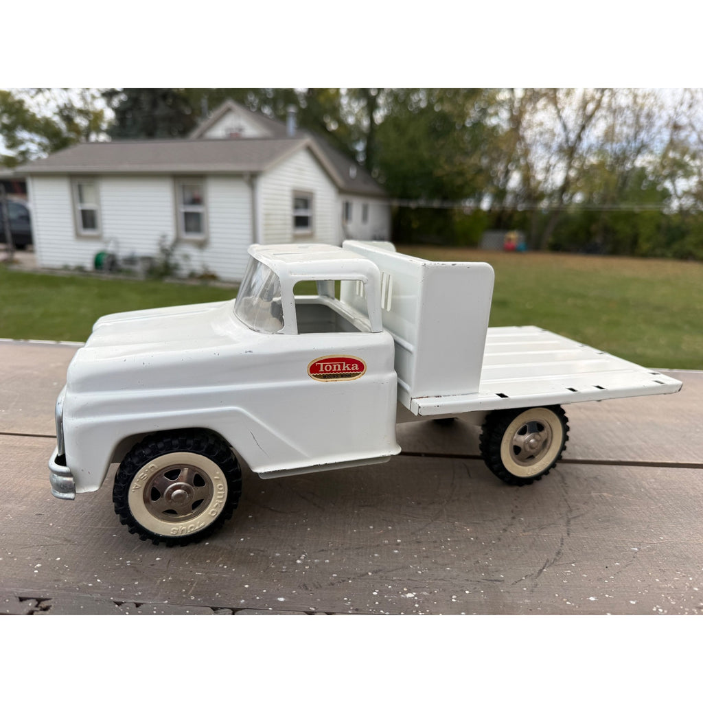 Vintage  Tonka White Farm Truck Stake Bed 14" Pressed Steel Toy