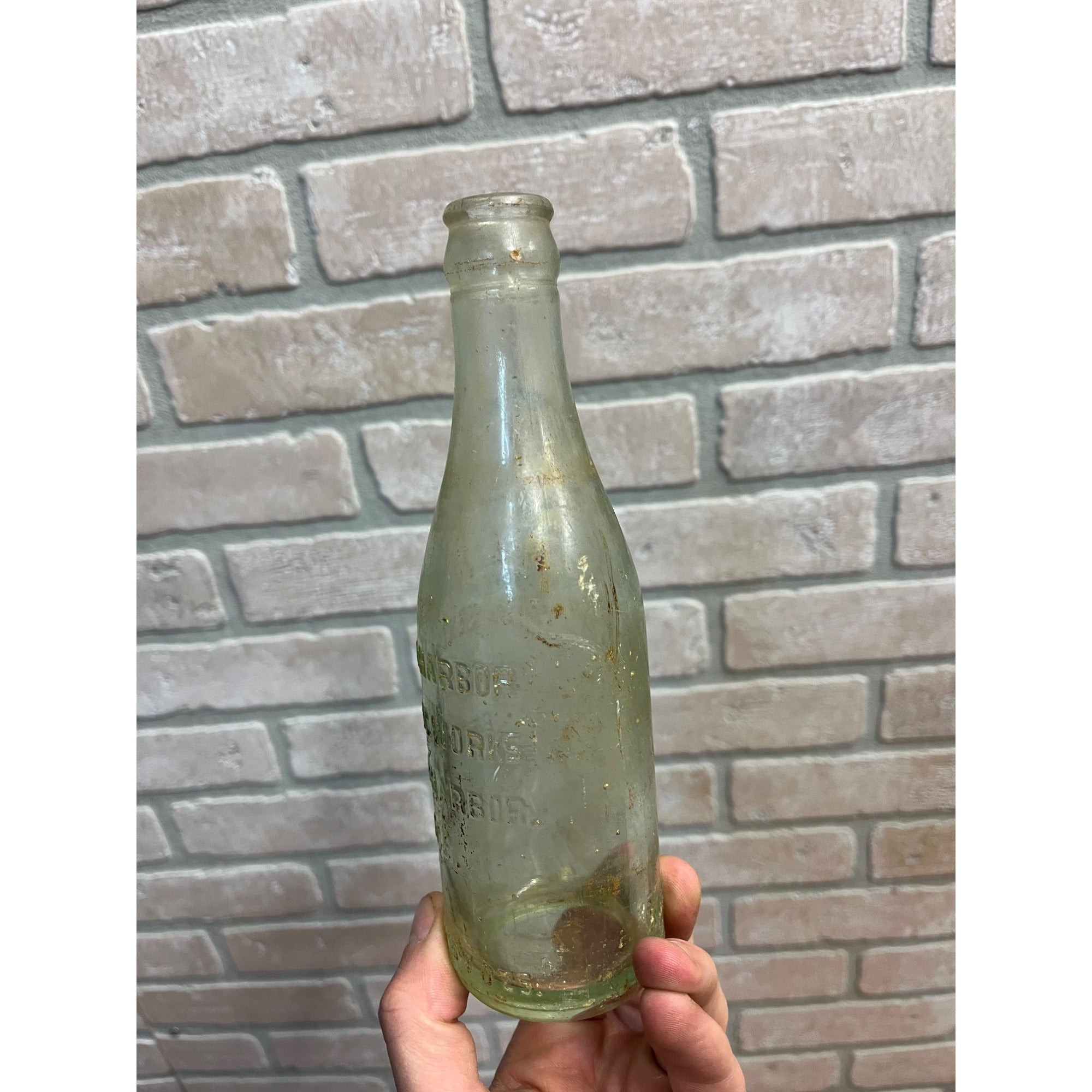 Vintage Benton Harbor Bottling Works Michigan MI Crowntop Soda Pop Bottle