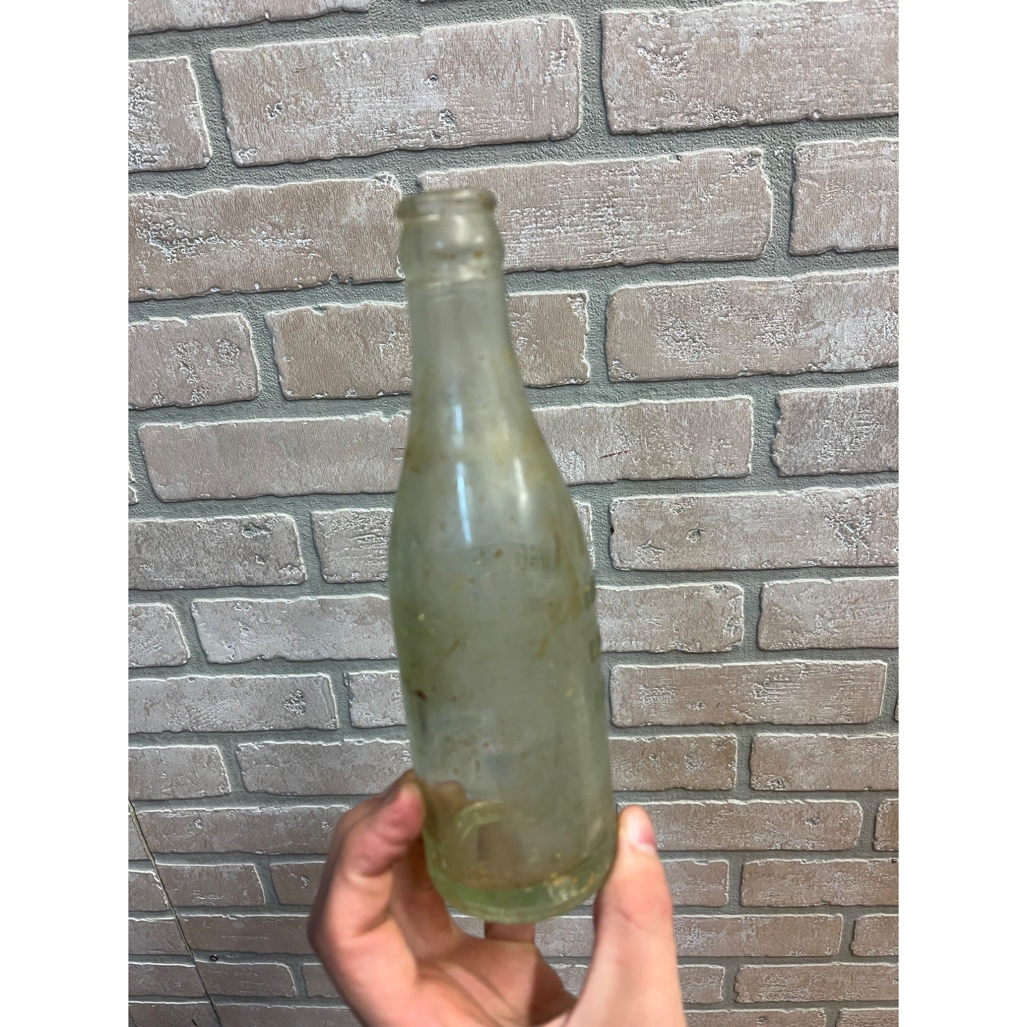 Vintage Benton Harbor Bottling Works Michigan MI Crowntop Soda Pop Bottle