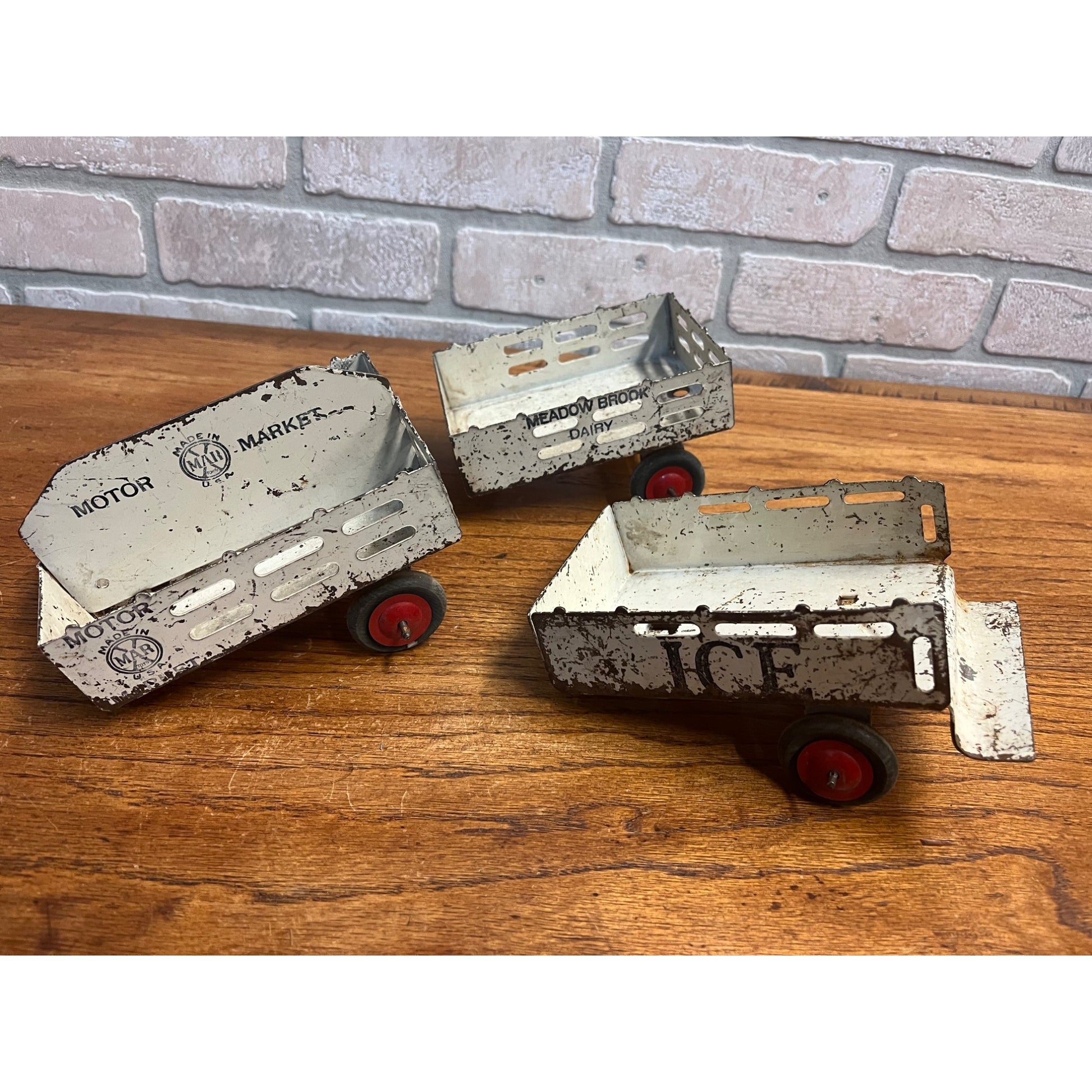 Vintage Marx Pressed Steel Toy Trailers Lot Meadow Brook, Motor Market, Ice