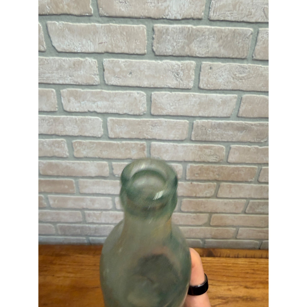 1900s Aqua Strum Bros Bottling Co Wi Soda Bottle Port Washington Wisconsin 8oz