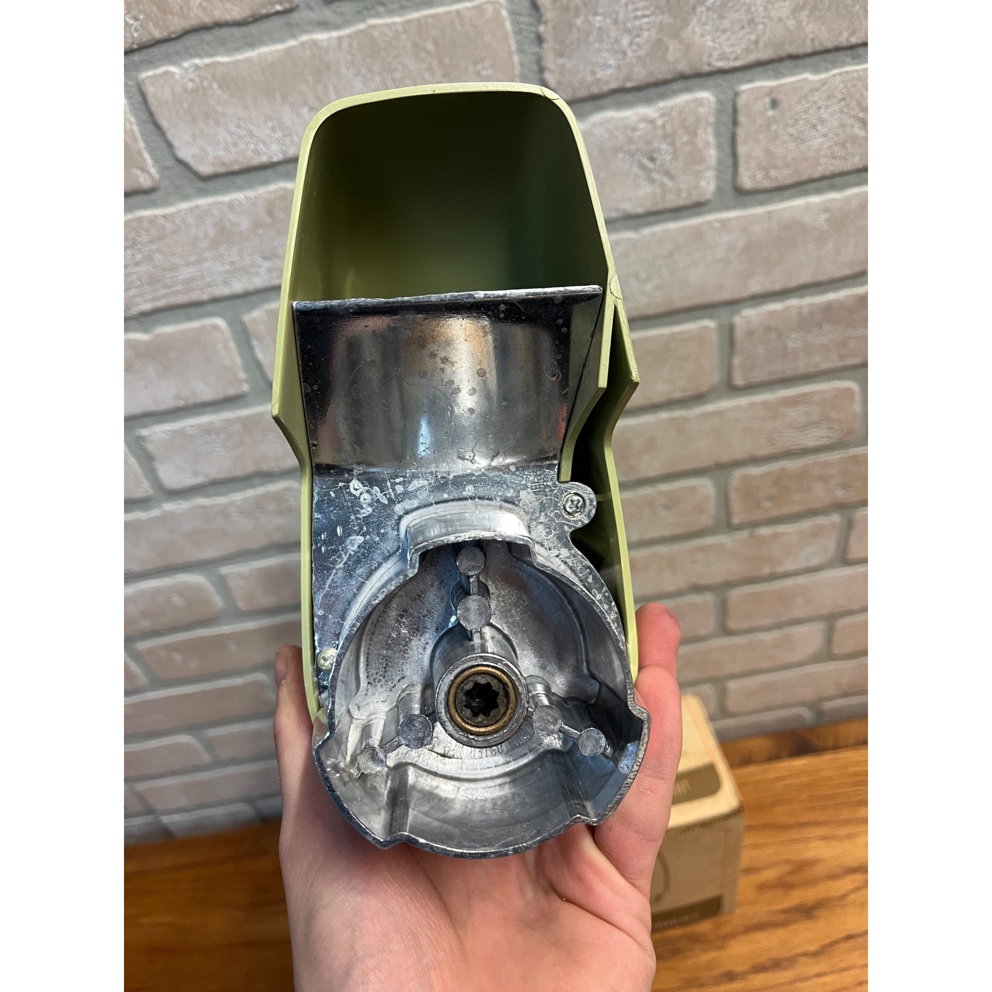 Vintage Osterizer Icer Ice Attachment w/ Box Avocado Model 435 NEW NOS Oster