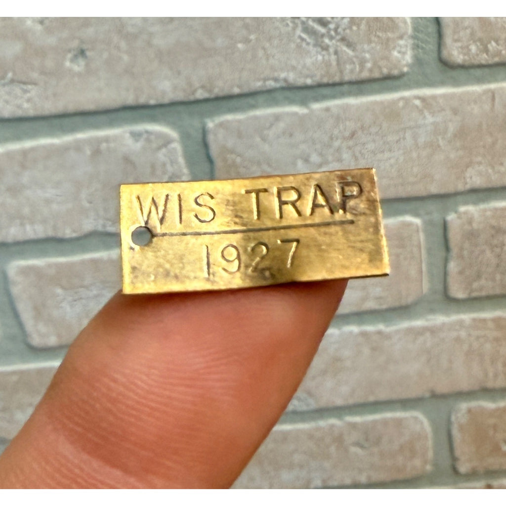 Vintage 1927 Wisconsin Trap Tag Trapping Hunting License