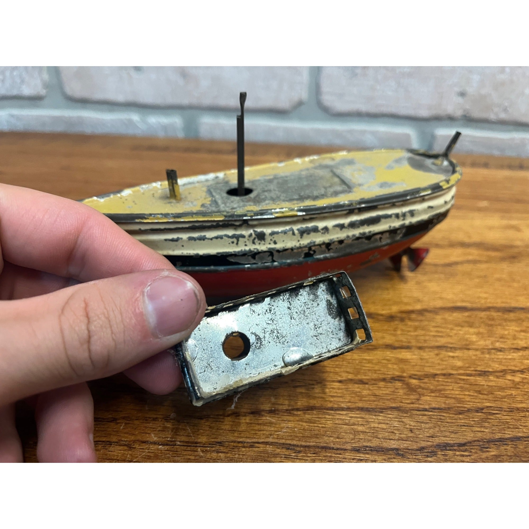 Antique c1910 German Tin Toy Windup Boat Ship Carette or Bing Clockwork