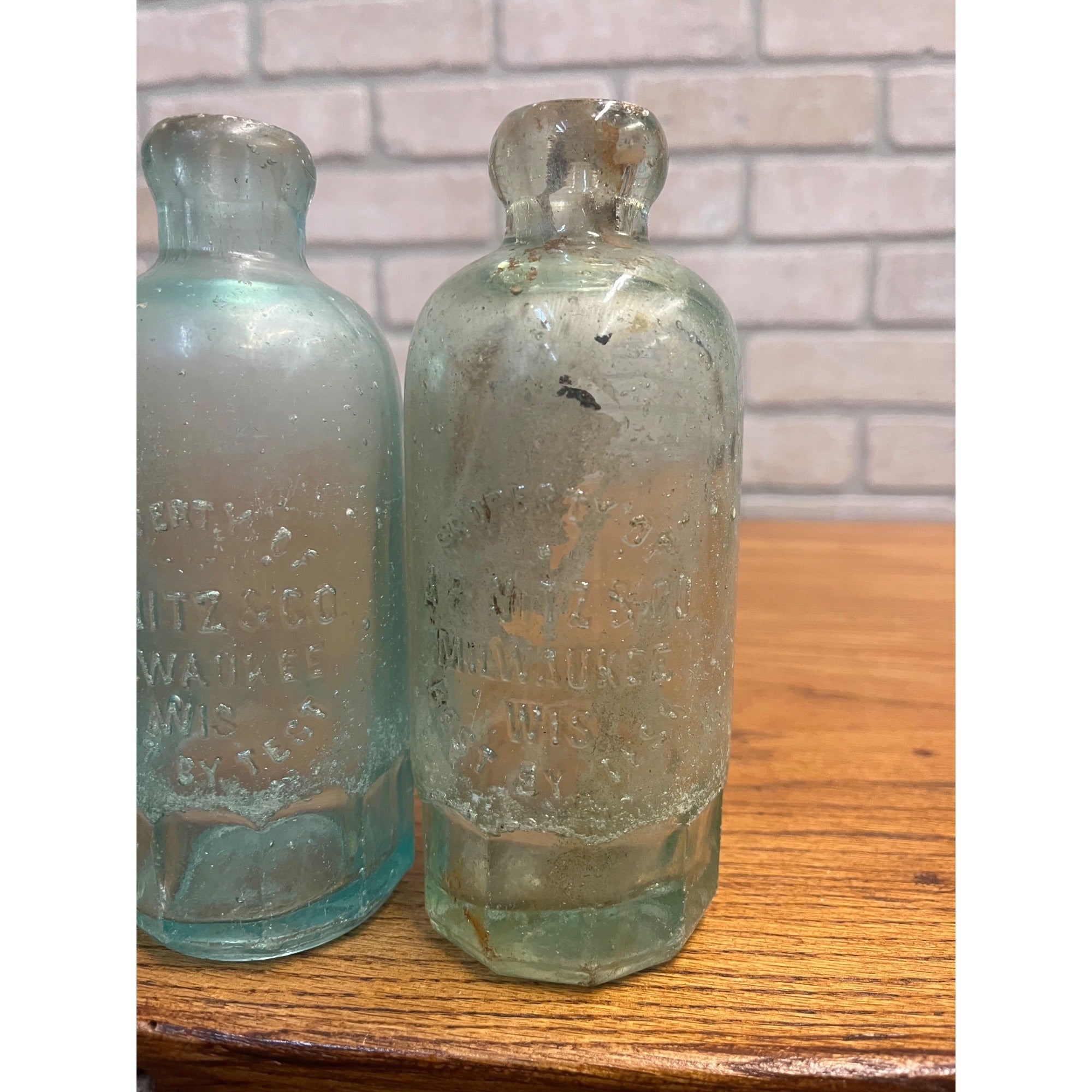 A.R. Nitz & Co Milwaukee Wisconsin Blob Top Hutchinson Soda Bottles Lot (2)
