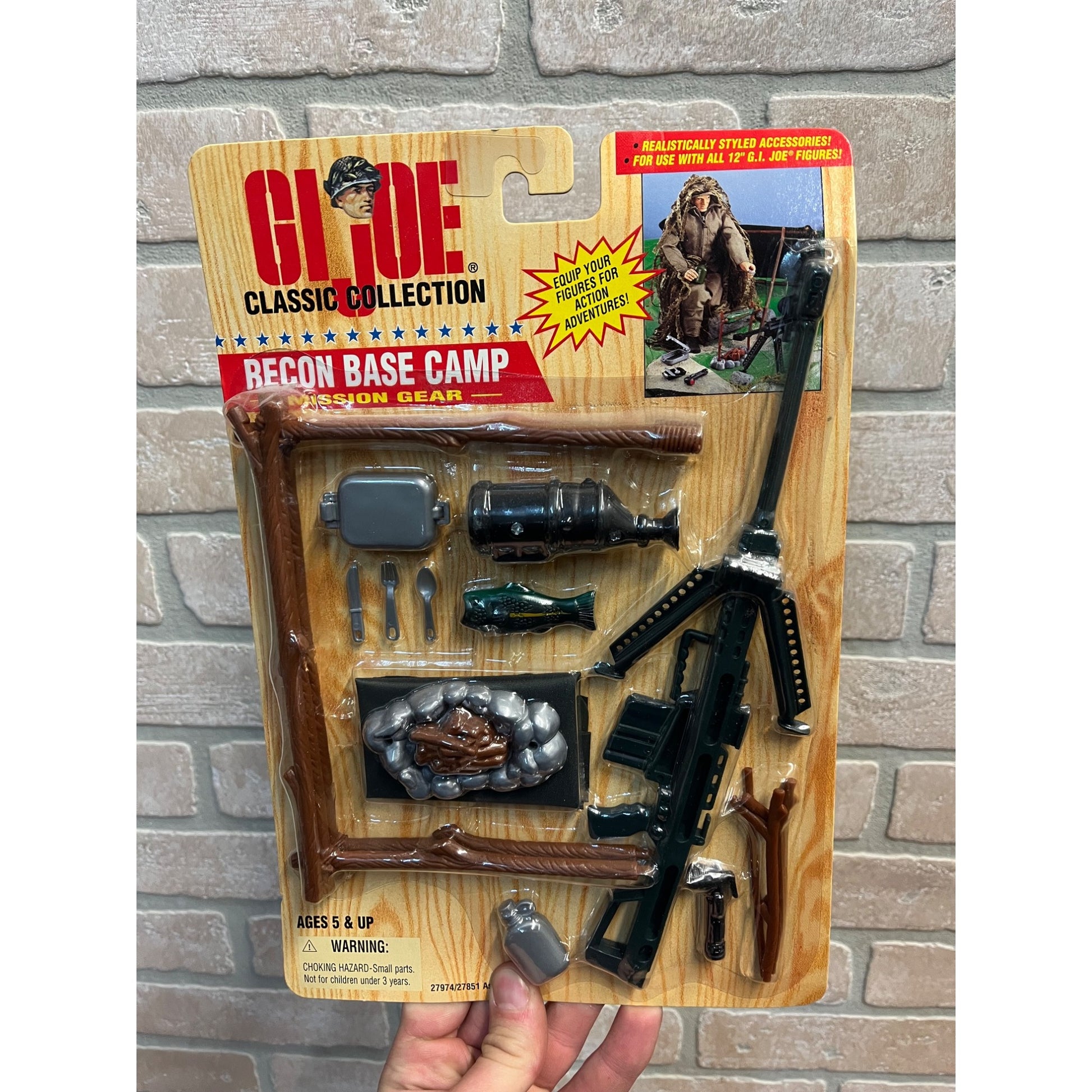 Vintage GI Joe Classic Collection Recon Base Camp Mission Gear NOS NEW Hasbro 1997