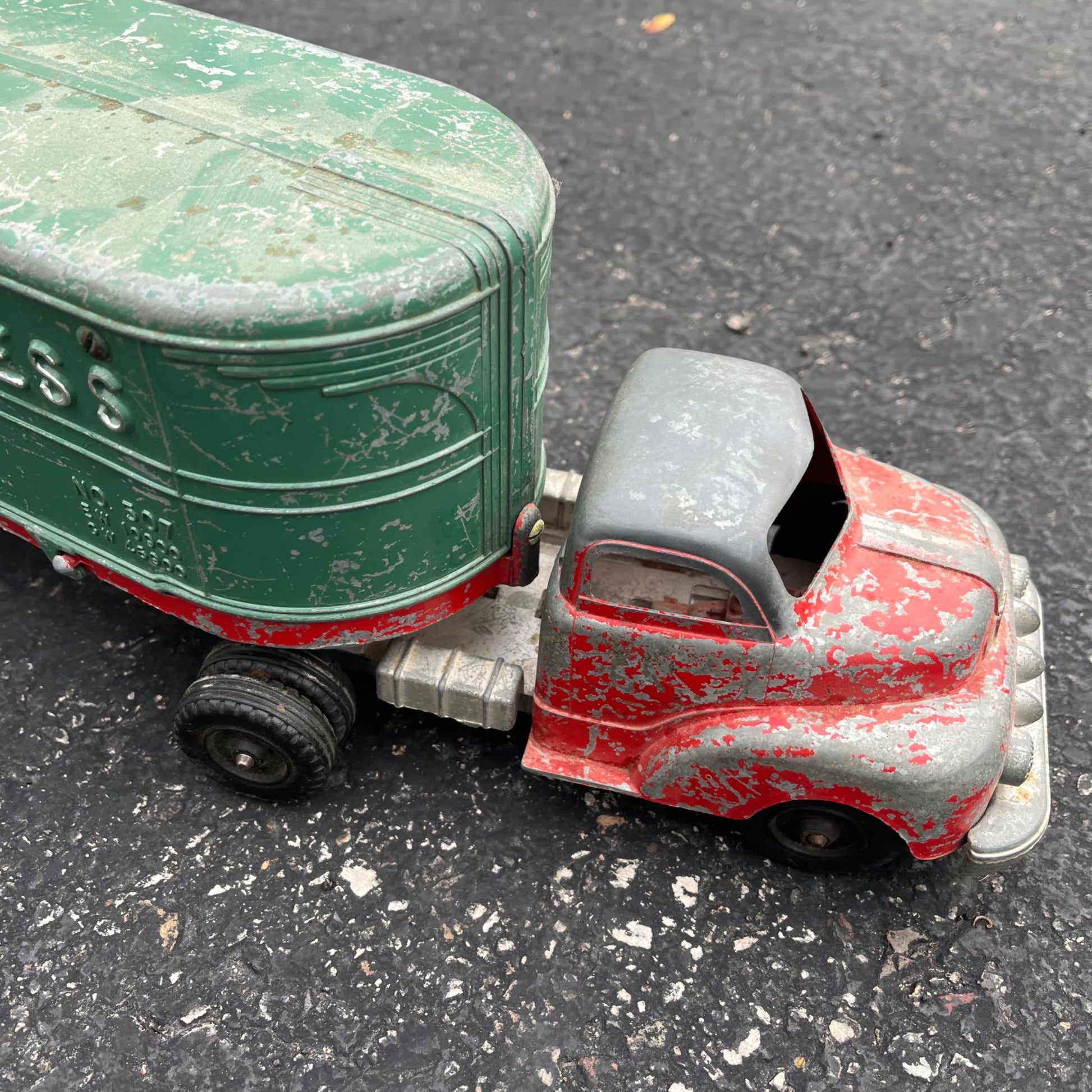 Vintage 1950s Hubley Kiddie Ford Motor Express No. 507 Semi Truck Diecast Toy