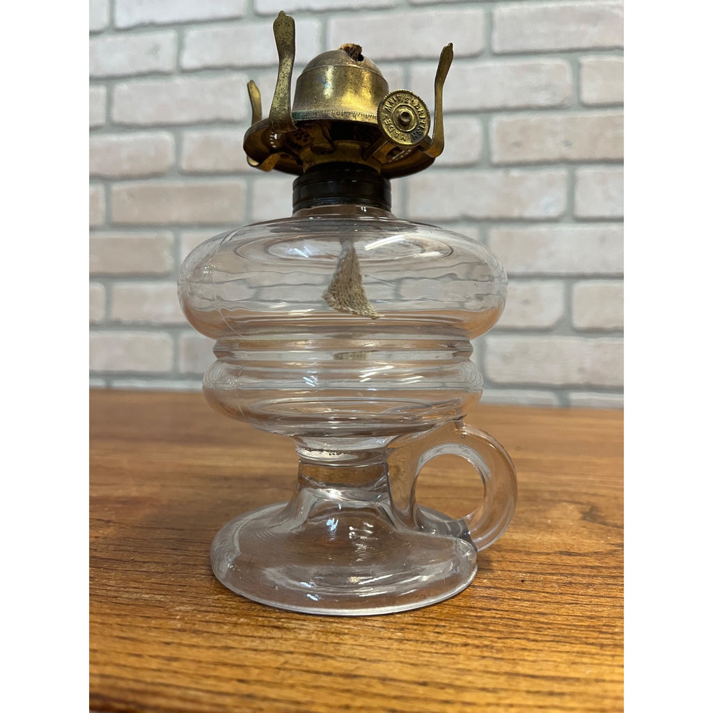 Antique Victorian EAPG Kerosene Oil Lamp 6.5" Finger Loop Fingerhold Farm