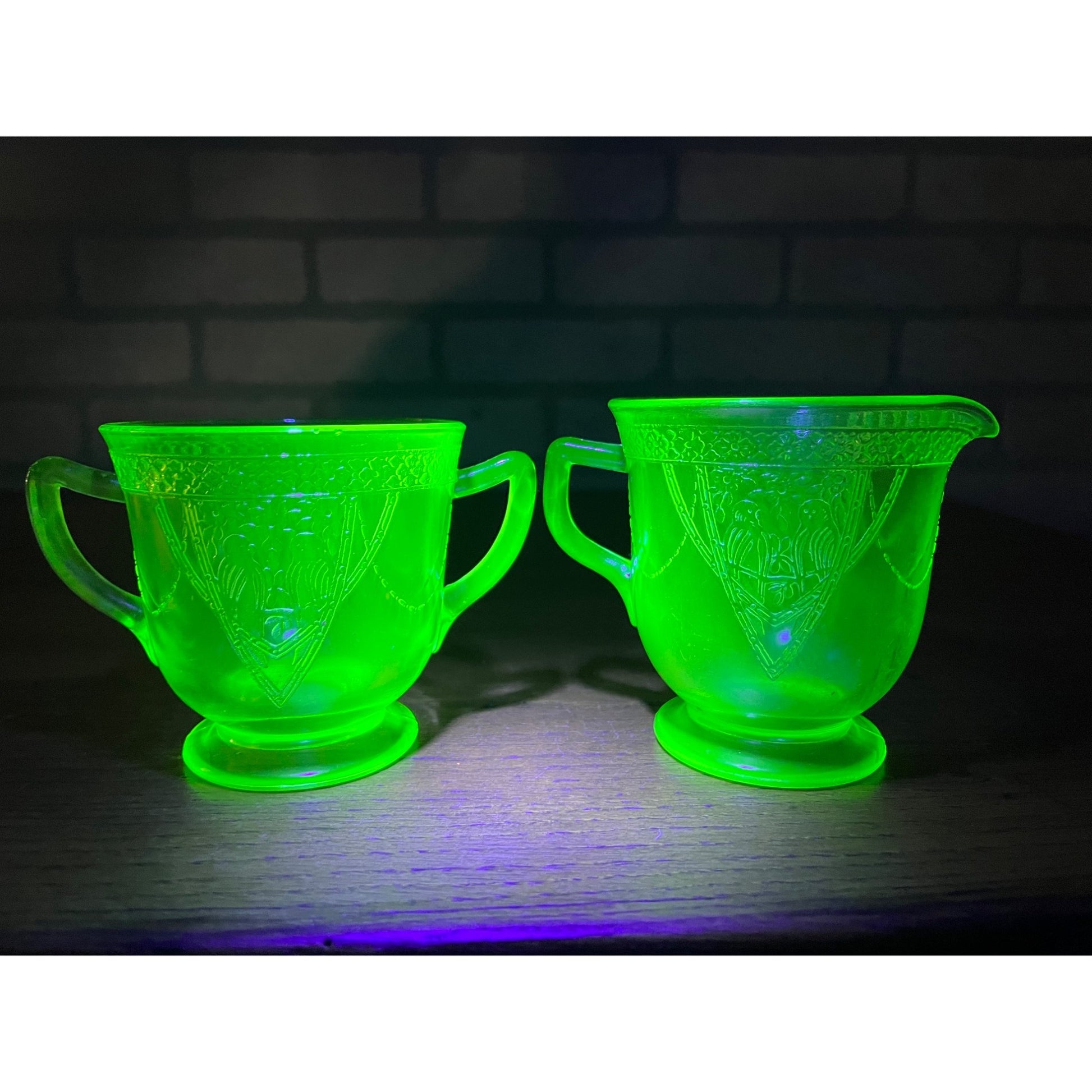 Vintage Federal Sylvan Parrot Green Uranium Glass Footed Creamer & Sugar