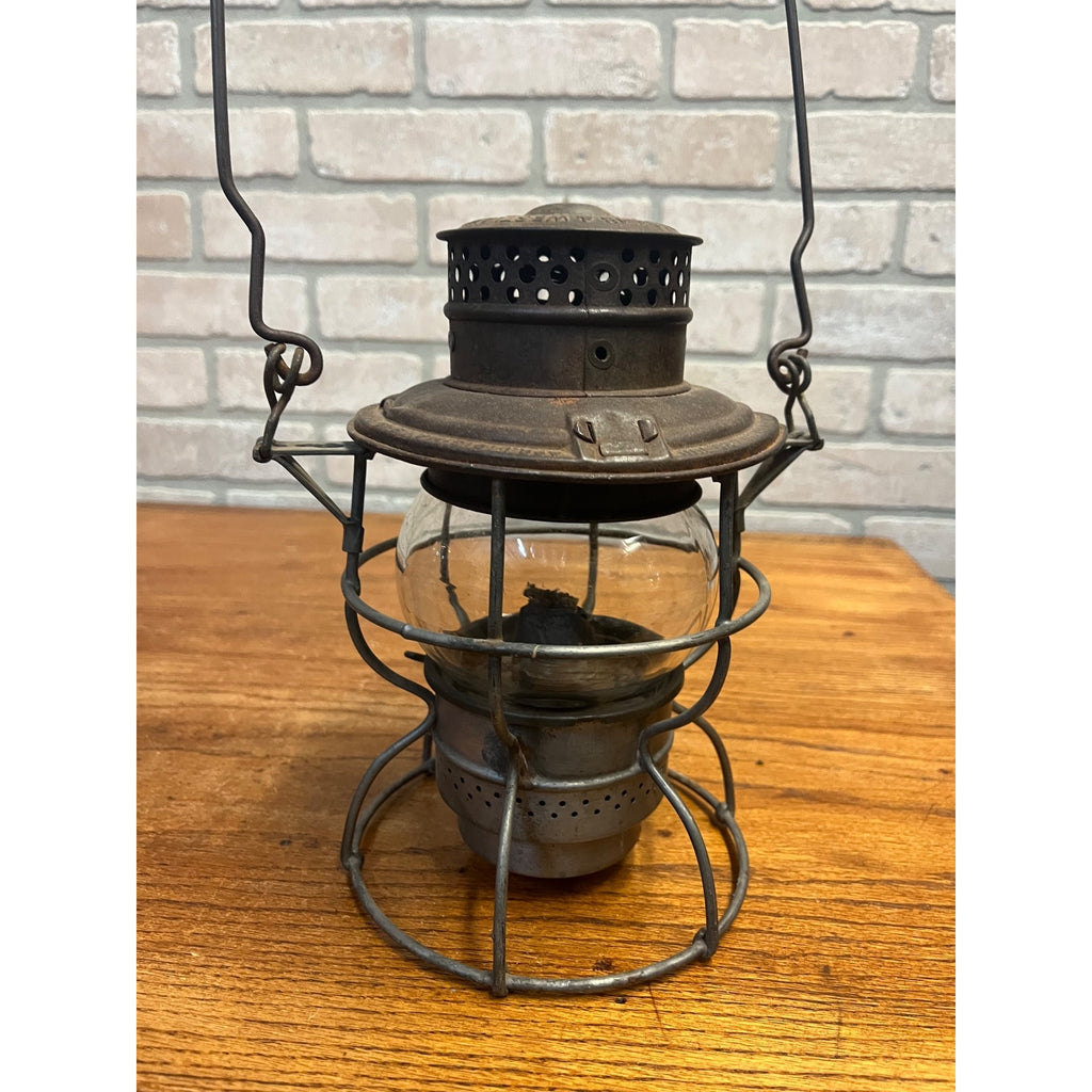 Original Chicago & Northwestern Railroad Kerosene Oil Lantern Adams Westlake 250