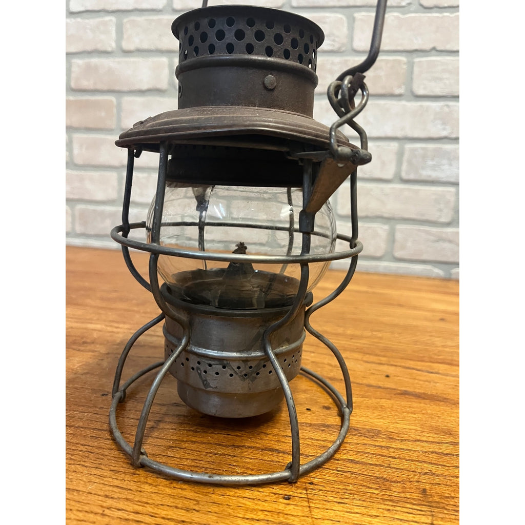 Original Chicago & Northwestern Railroad Kerosene Oil Lantern Adams Westlake 250
