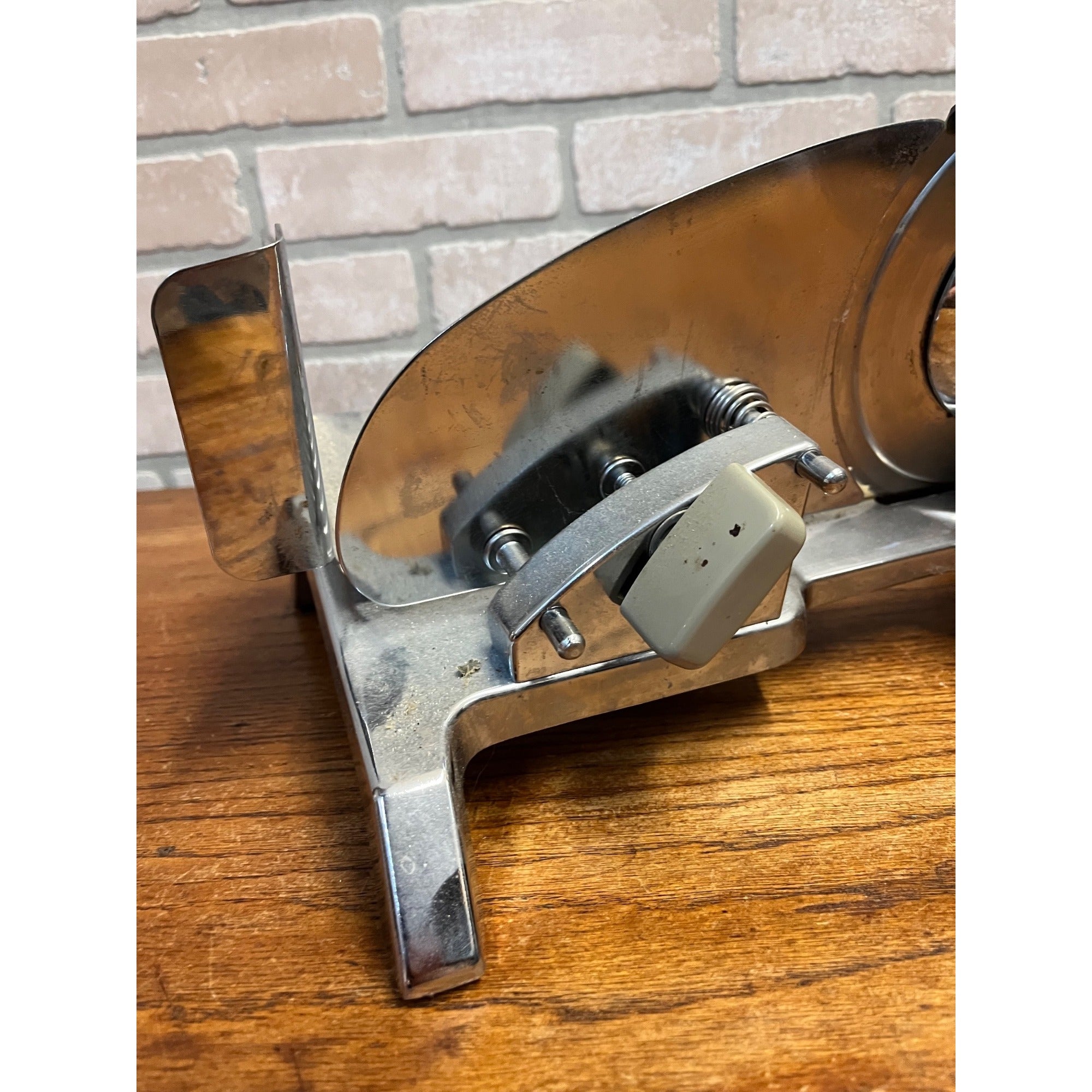Vintage Rival Chrome Electric Meat Cheese Food Slicer Model 1101E/5 Tested Works