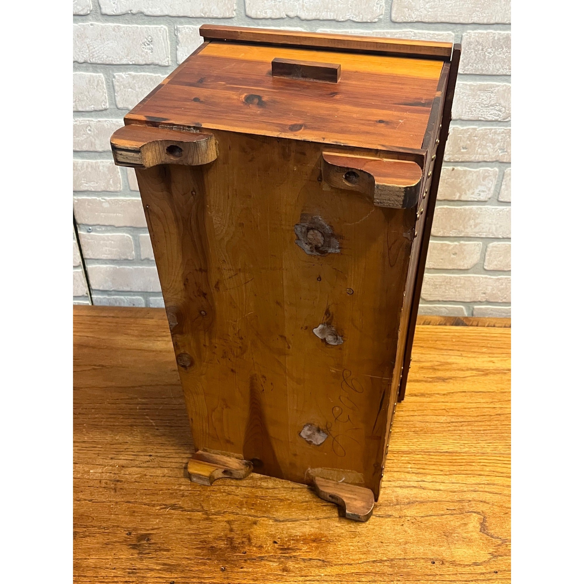 Antique 1920s Farley & Loetscher Cedar Chest Storage Keepsake Box Dubuque Iowa
