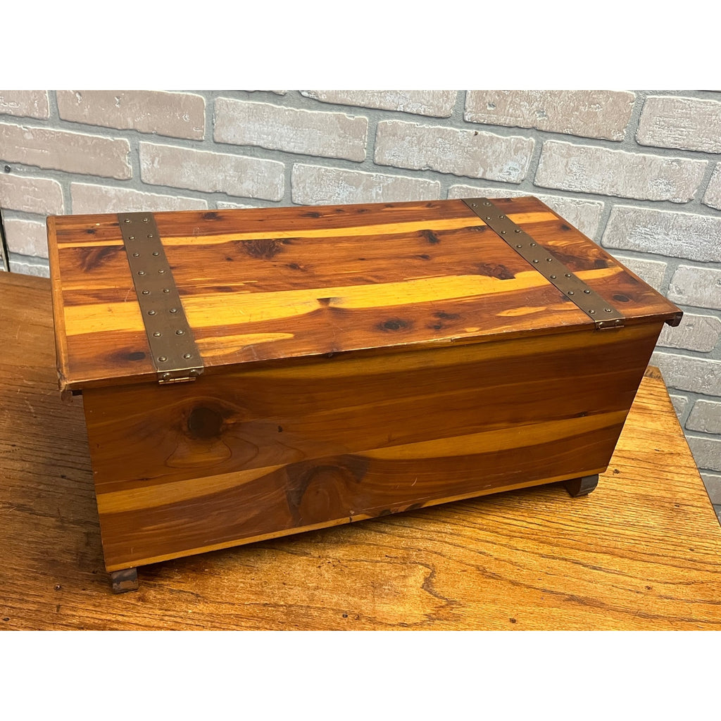 Antique 1920s Farley & Loetscher Cedar Chest Storage Keepsake Box Dubuque Iowa