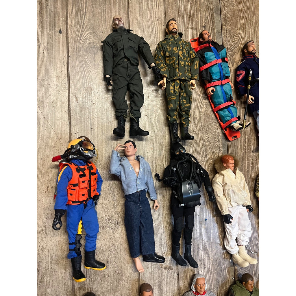 Vintage HUGE LOT (39) G.I. Joe 12" Action Figures Army Military - Used