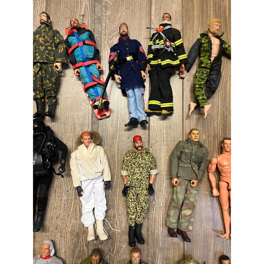 Vintage HUGE LOT (39) G.I. Joe 12" Action Figures Army Military - Used