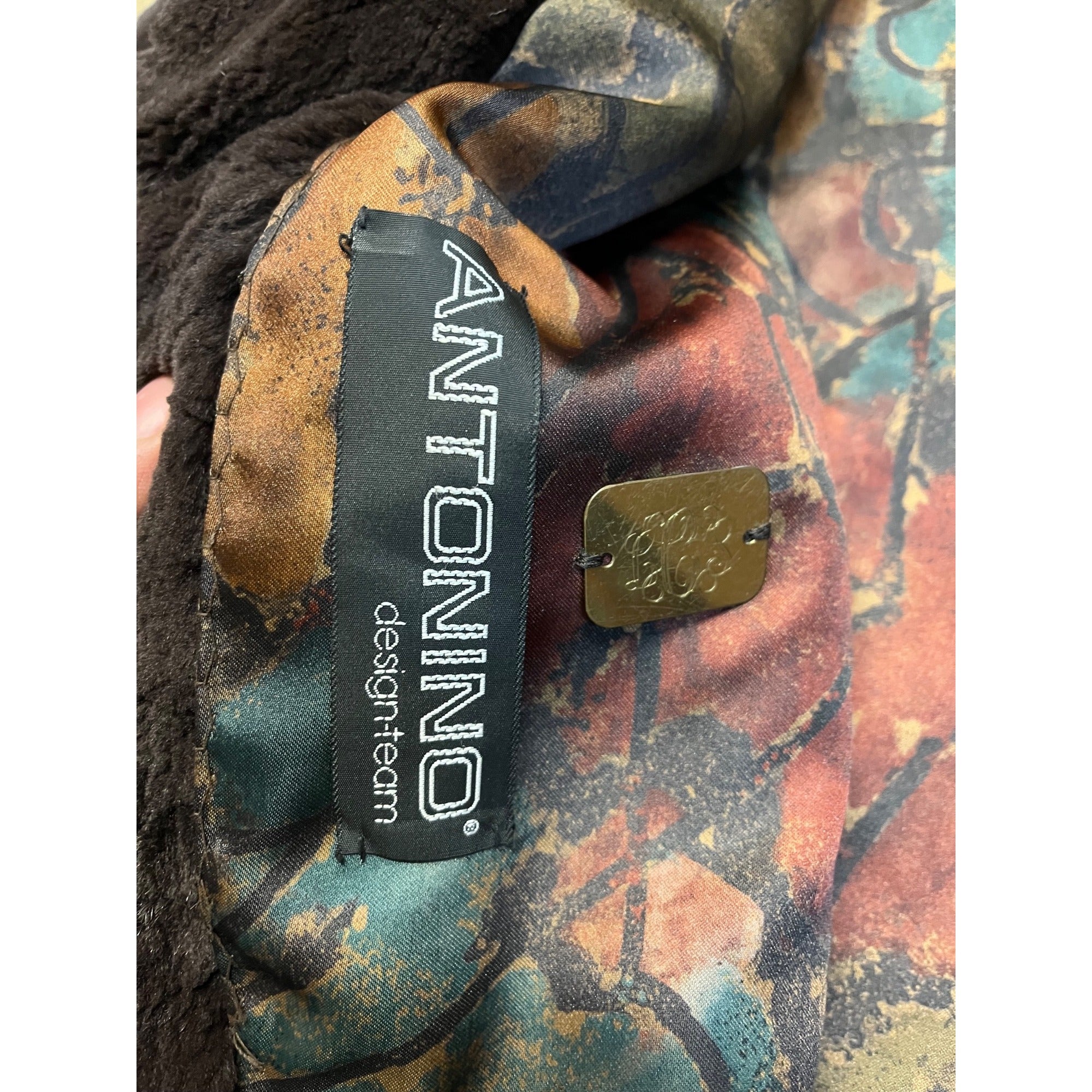 STUNNING Vintage Genuine Beaver Fur Long Jacket Coat Womans Ladies Full Length