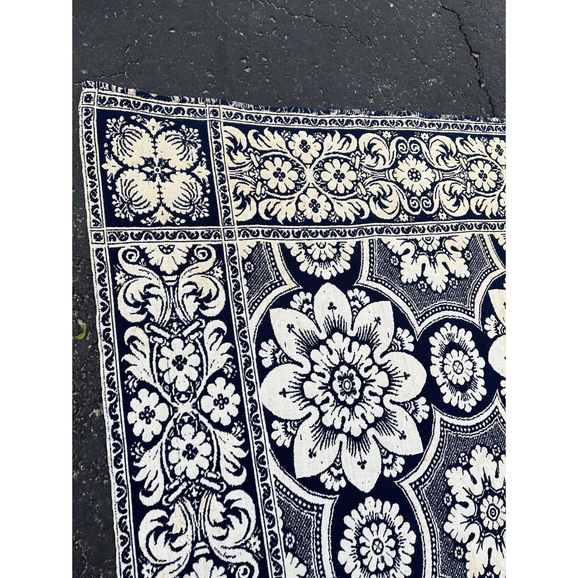 Antique Primitive 1800s Blue and White Double-Sided Jacquard Coverlet Victorian