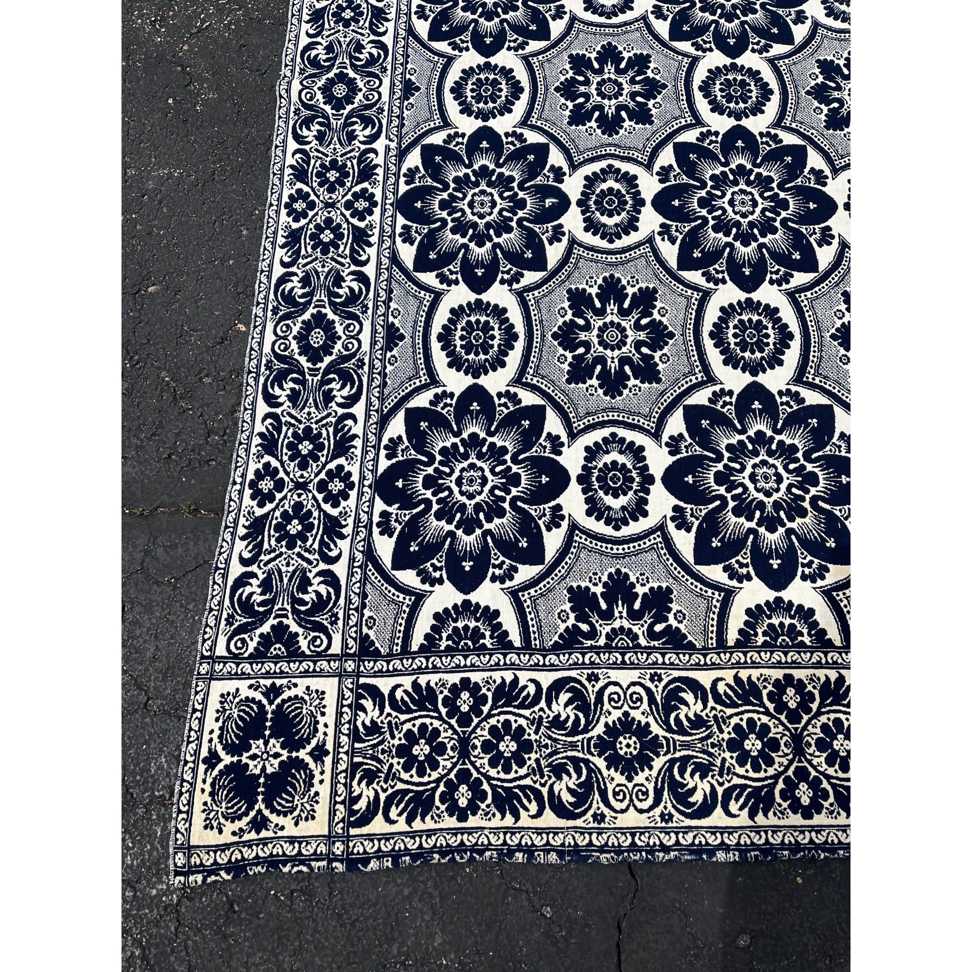 Antique Primitive 1800s Blue and White Double-Sided Jacquard Coverlet Victorian