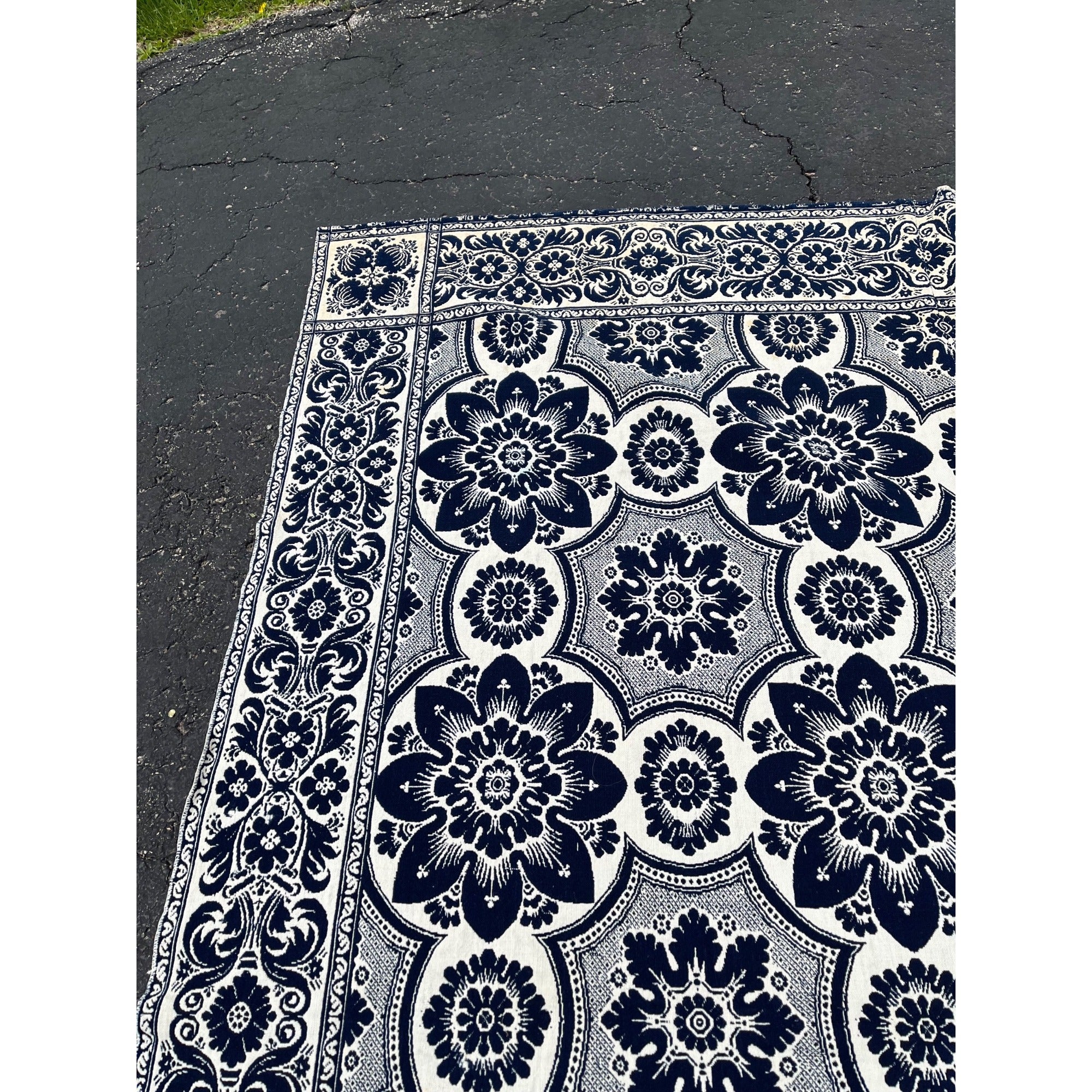 Antique Primitive 1800s Blue and White Double-Sided Jacquard Coverlet Victorian