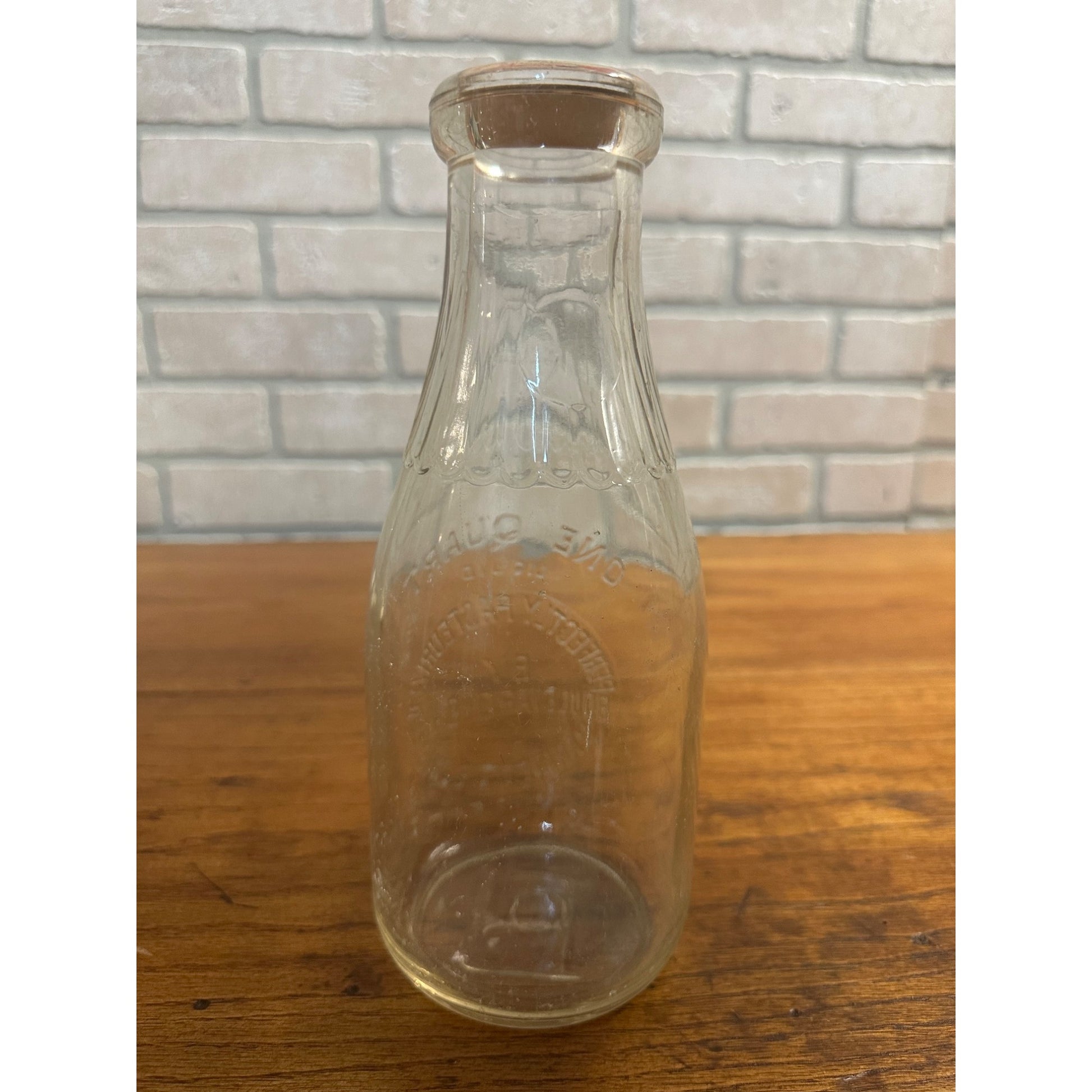Vintage Boulevard Dairy Marinette WI Wis Milk Bottle One Quart Wisconsin Embossed