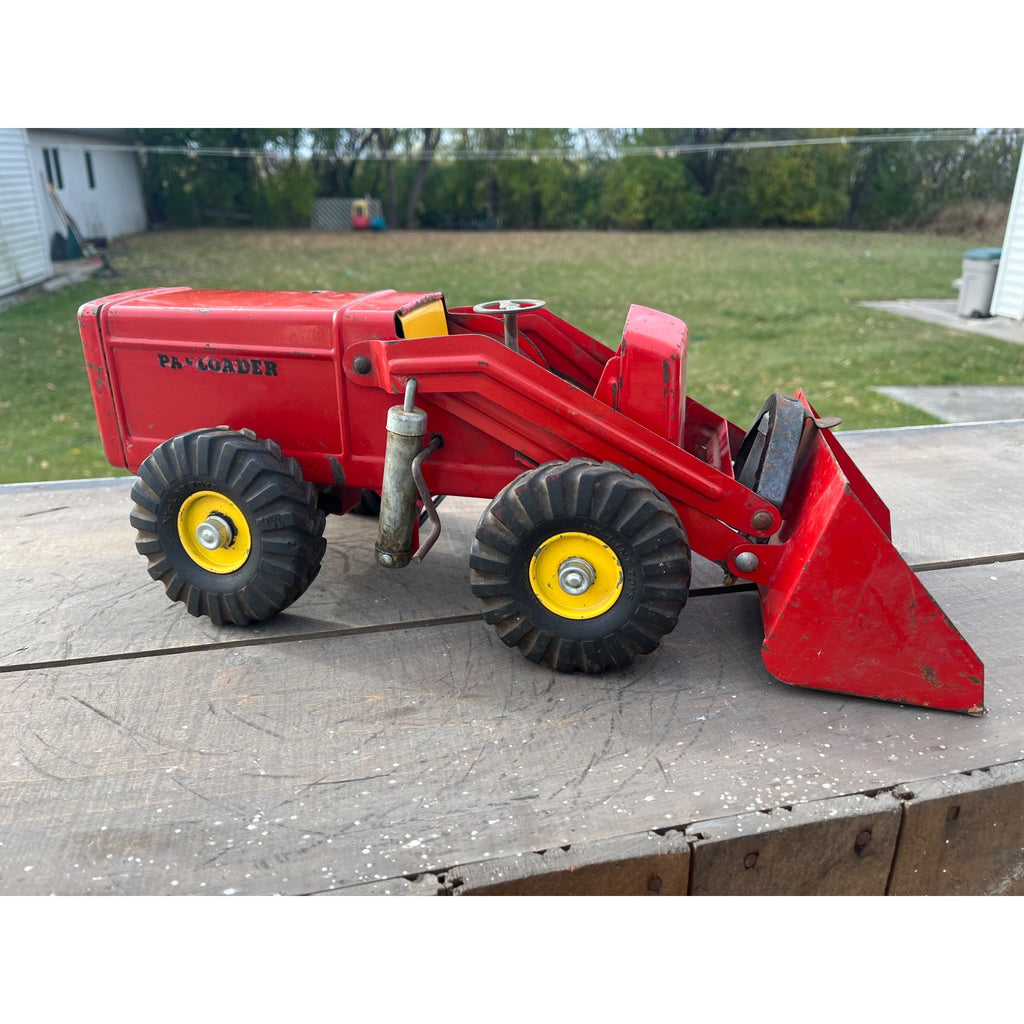 Vintage 1950s Vintage Nylint Hough Hydraulic Payloader #1600 Pressed Steel